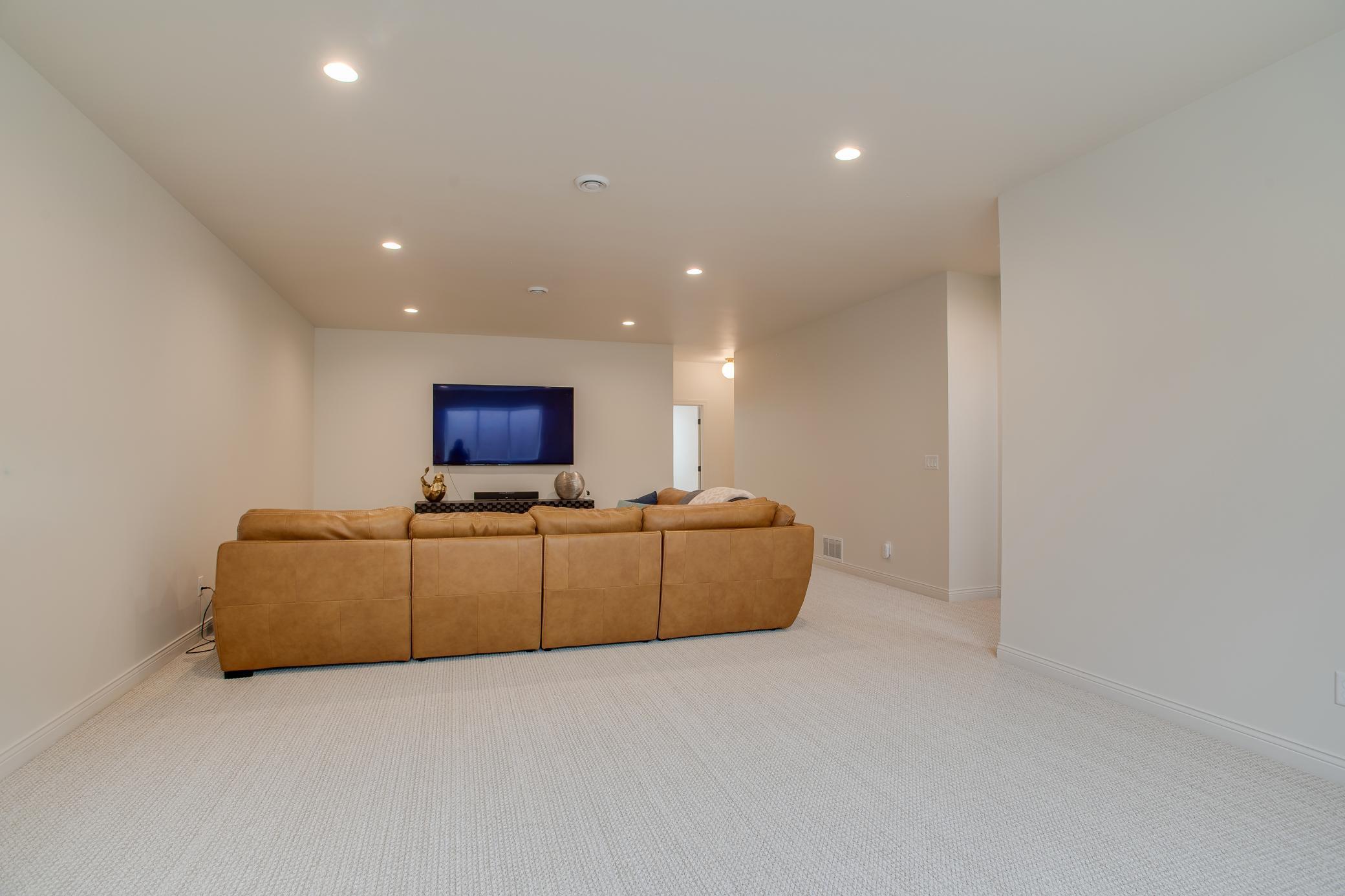 2025 single family home for sale at 2960 Prairie Farms Circle S in Fargo, ND — 6 bed, 4 bath (photo 74 of 96)