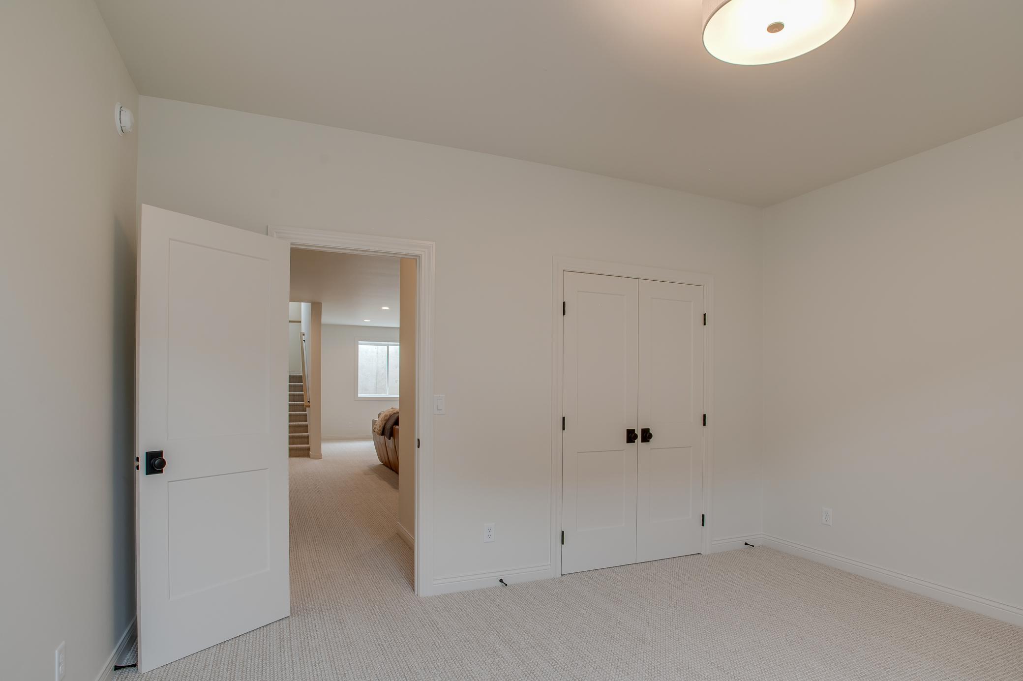2025 single family home for sale at 2960 Prairie Farms Circle S in Fargo, ND — 6 bed, 4 bath (photo 76 of 96)