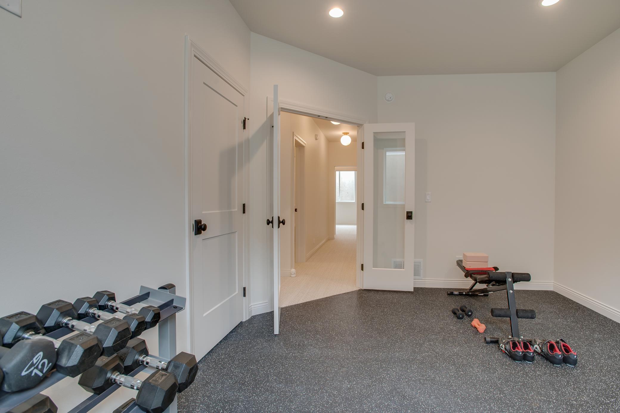 2025 single family home for sale at 2960 Prairie Farms Circle S in Fargo, ND — 6 bed, 4 bath (photo 80 of 96)