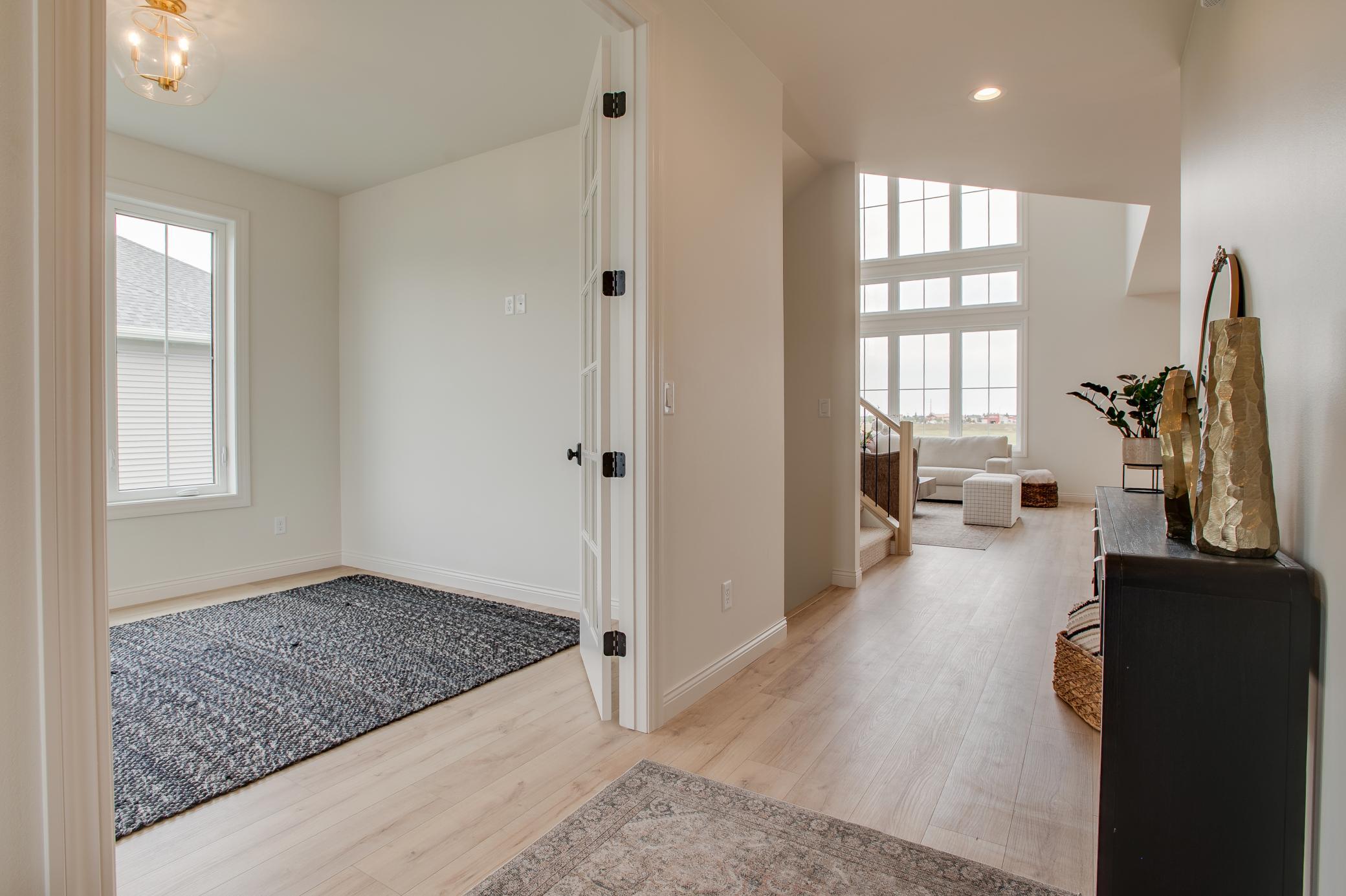 2025 single family home for sale at 2960 Prairie Farms Circle S in Fargo, ND — 6 bed, 4 bath (photo 9 of 96)