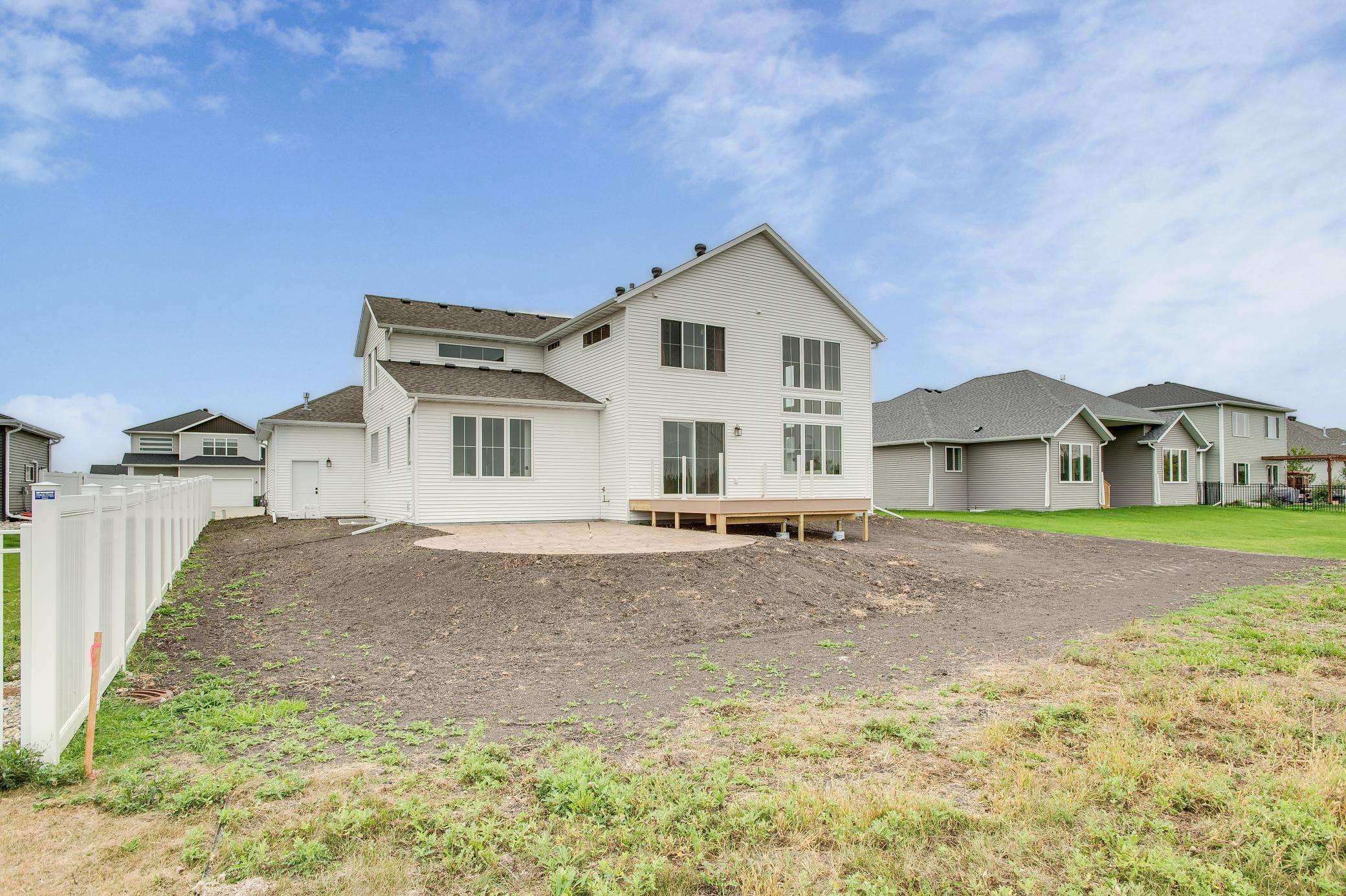 2025 single family home for sale at 2960 Prairie Farms Circle S in Fargo, ND — 6 bed, 4 bath (photo 89 of 96)