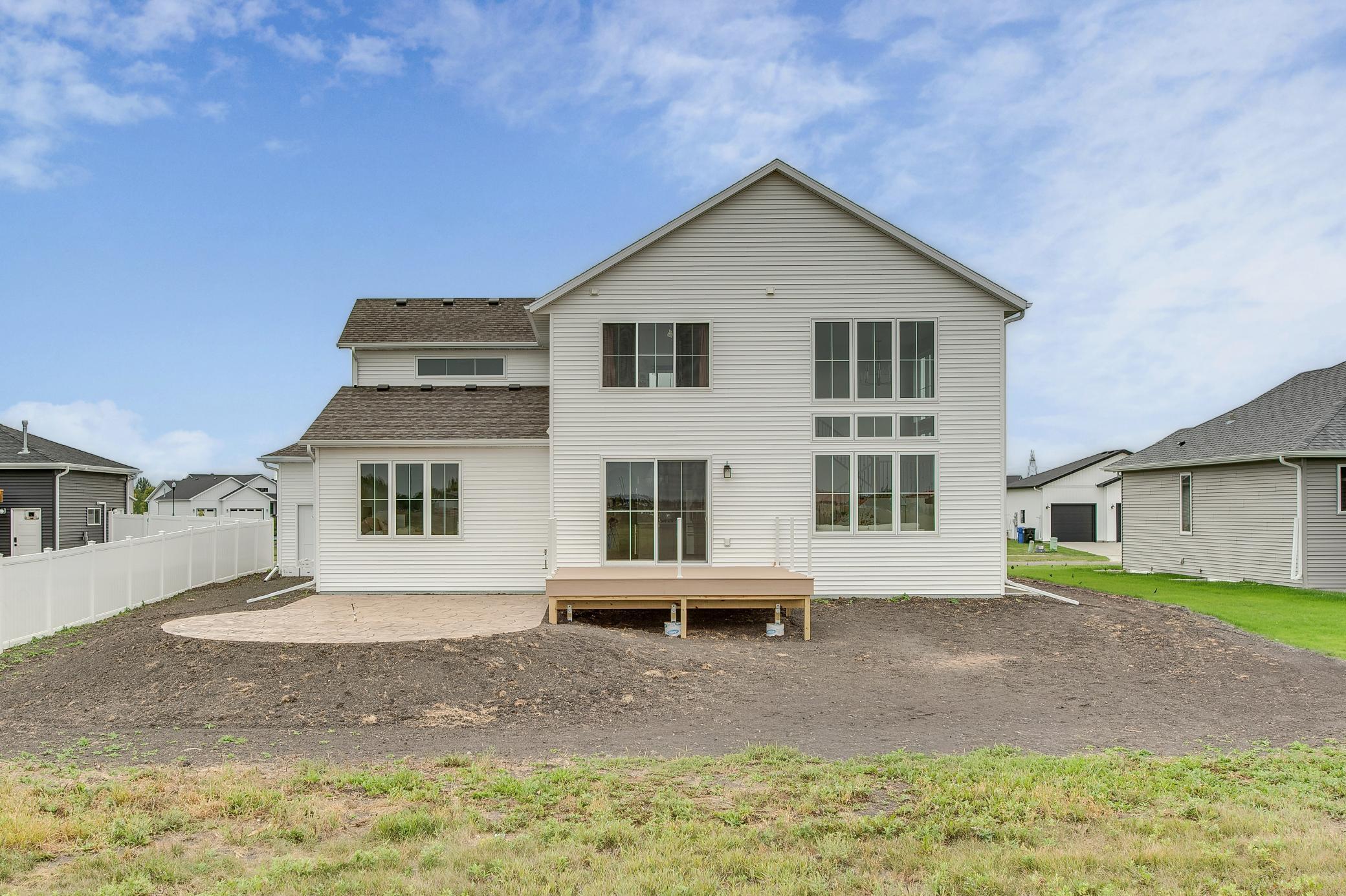 2025 single family home for sale at 2960 Prairie Farms Circle S in Fargo, ND — 6 bed, 4 bath (photo 90 of 96)