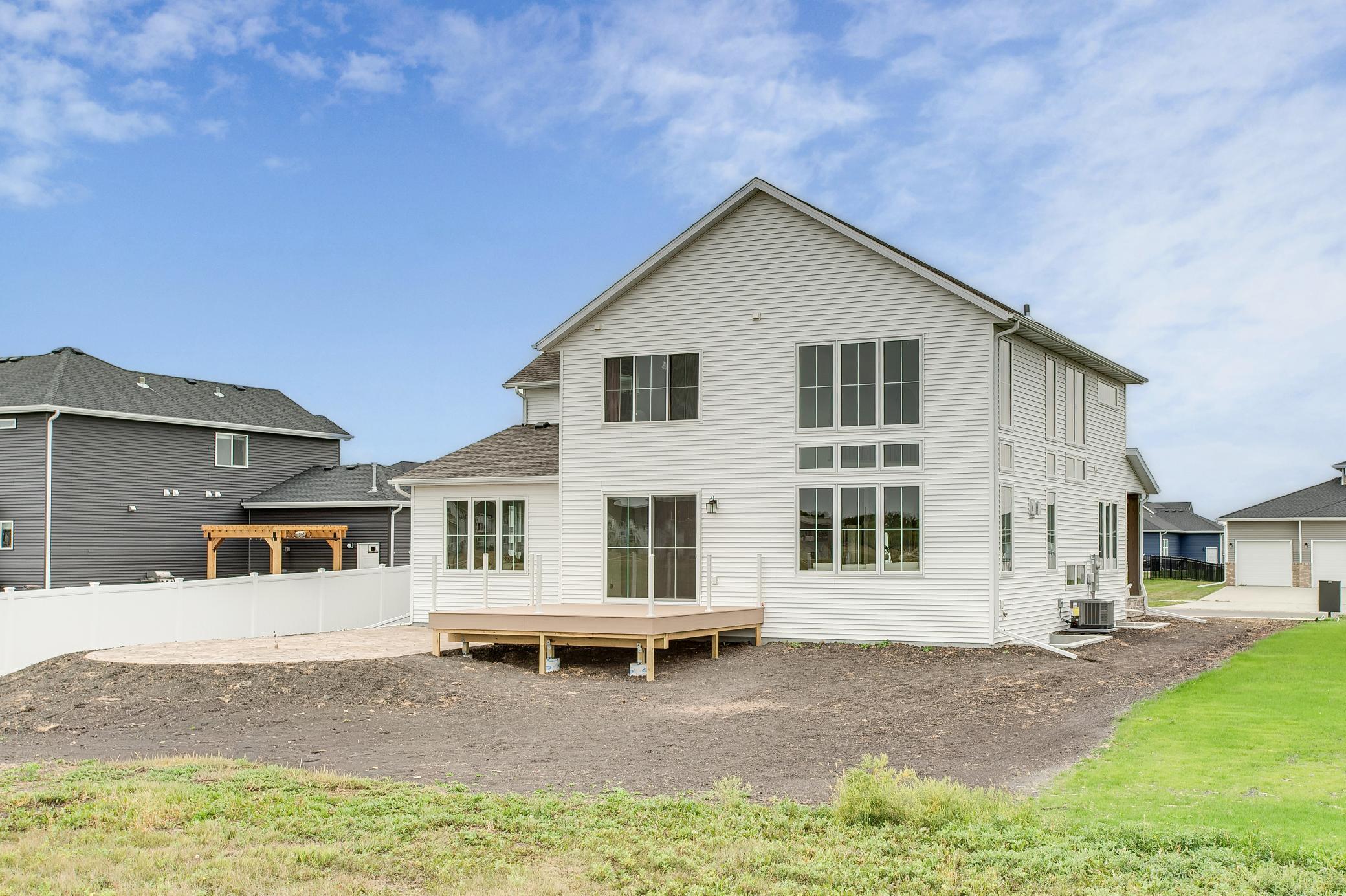 2025 single family home for sale at 2960 Prairie Farms Circle S in Fargo, ND — 6 bed, 4 bath (photo 91 of 96)
