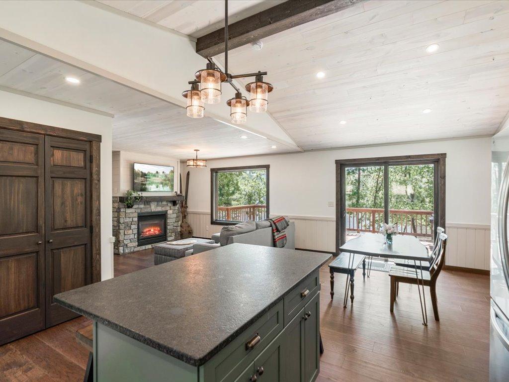 2008 single family home for sale at 11553 Milinda Shores Road in Crosslake, MN — 4 bed, 3 bath (photo 18 of 43)