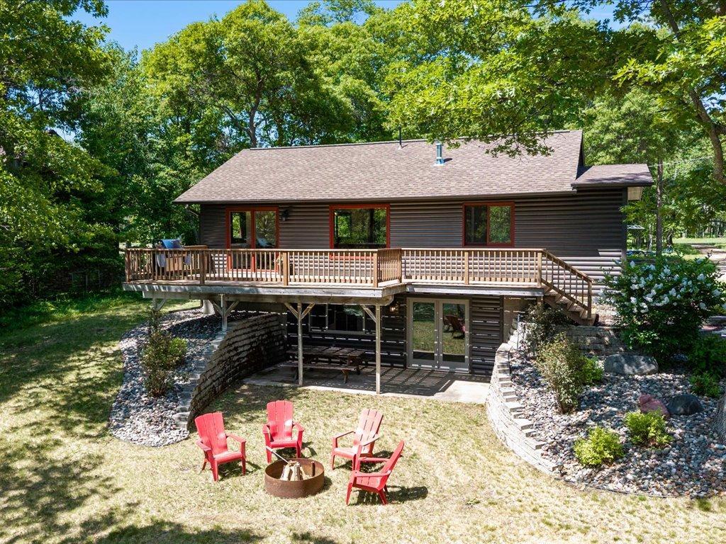 2008 single family home for sale at 11553 Milinda Shores Road in Crosslake, MN — 4 bed, 3 bath (photo 3 of 43)