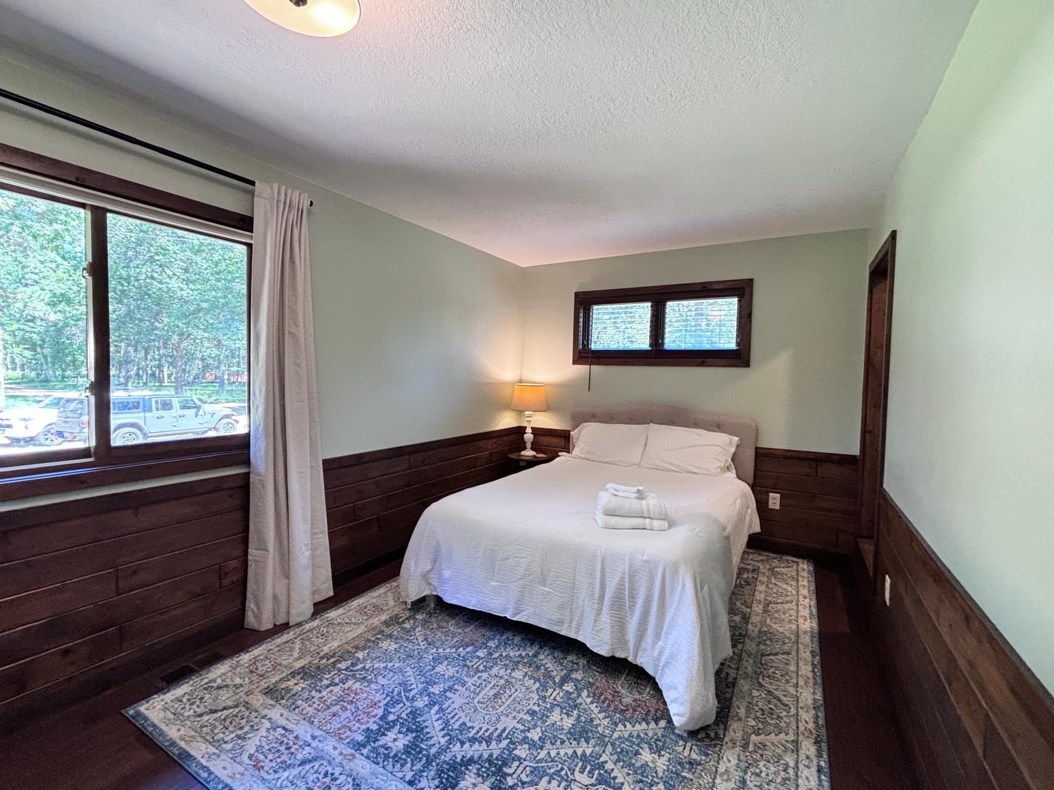 2008 single family home for sale at 11553 Milinda Shores Road in Crosslake, MN — 4 bed, 3 bath (photo 23 of 43)