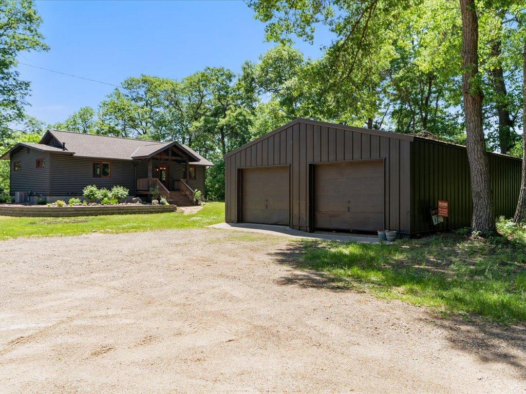 2008 single family home for sale at 11553 Milinda Shores Road in Crosslake, MN — 4 bed, 3 bath (photo 39 of 43)