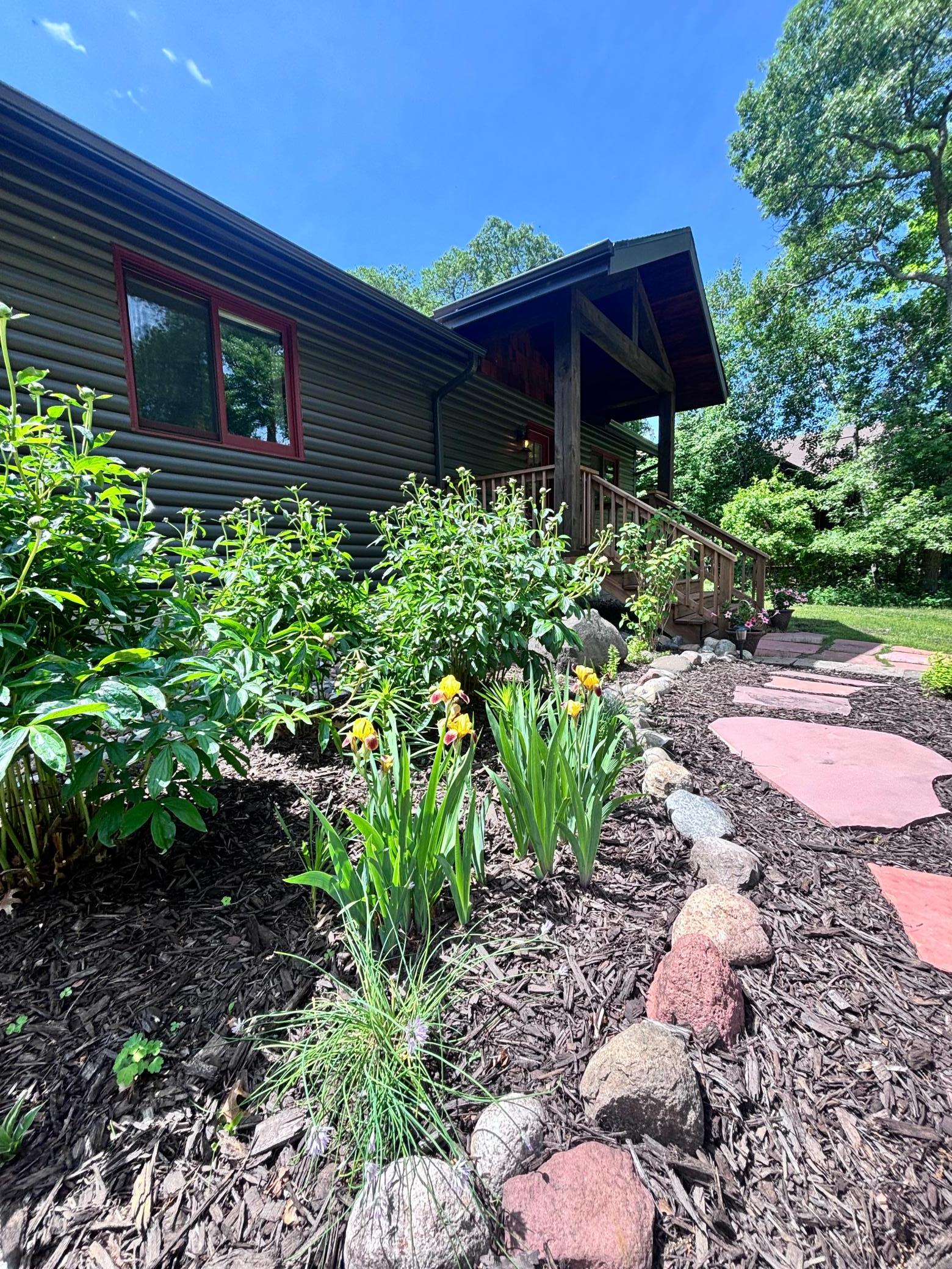 2008 single family home for sale at 11553 Milinda Shores Road in Crosslake, MN — 4 bed, 3 bath (photo 6 of 43)