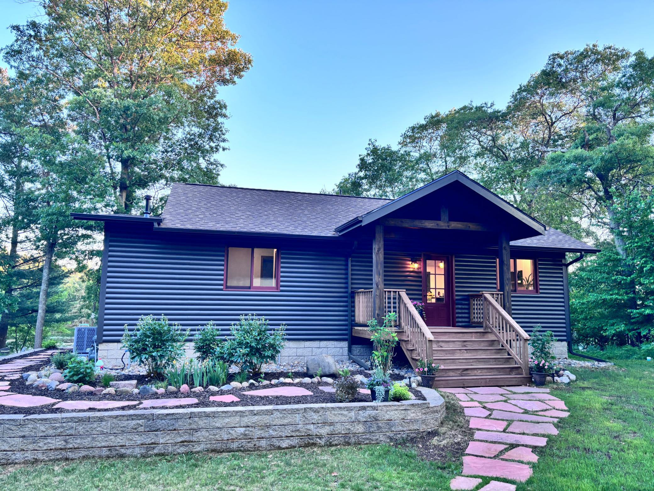 2008 single family home for sale at 11553 Milinda Shores Road in Crosslake, MN — 4 bed, 3 bath (photo 7 of 43)