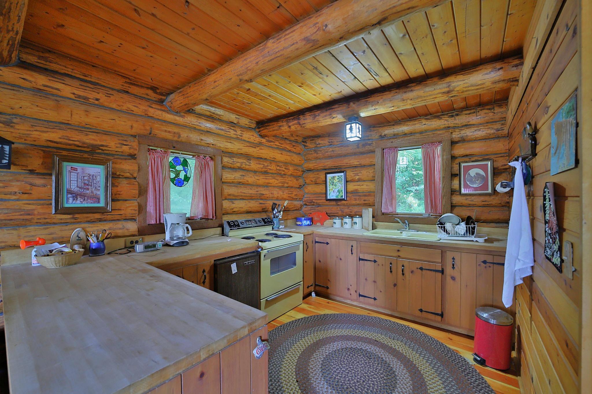 1981 single family home for sale at 6122 Camp Fish Road NW in Akeley, MN — 2 bed, 1 bath (photo 4 of 22)