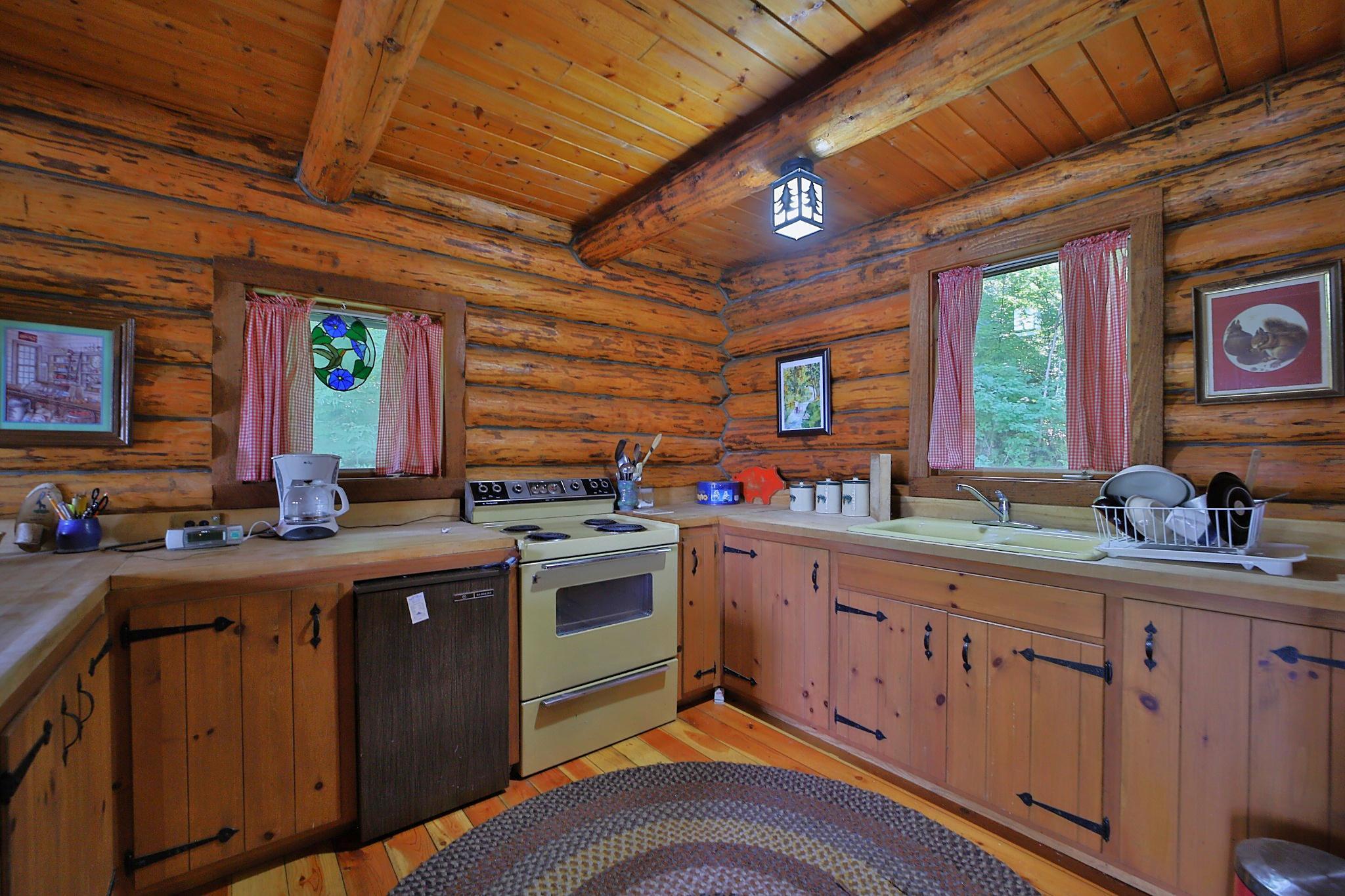 1981 single family home for sale at 6122 Camp Fish Road NW in Akeley, MN — 2 bed, 1 bath (photo 5 of 22)