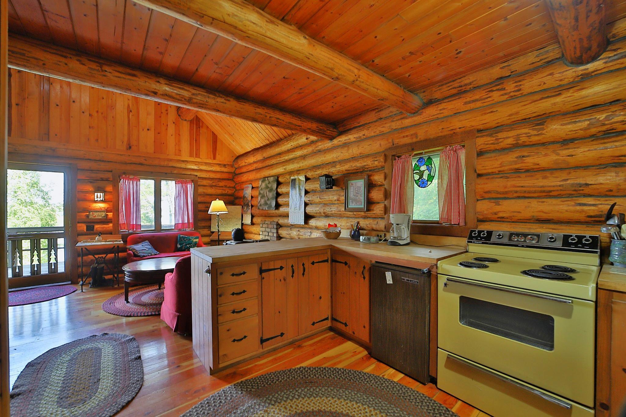 1981 single family home for sale at 6122 Camp Fish Road NW in Akeley, MN — 2 bed, 1 bath (photo 6 of 22)