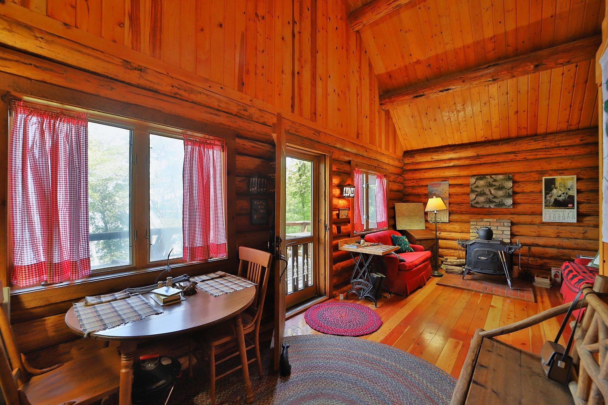 1981 single family home for sale at 6122 Camp Fish Road NW in Akeley, MN — 2 bed, 1 bath (photo 10 of 22)