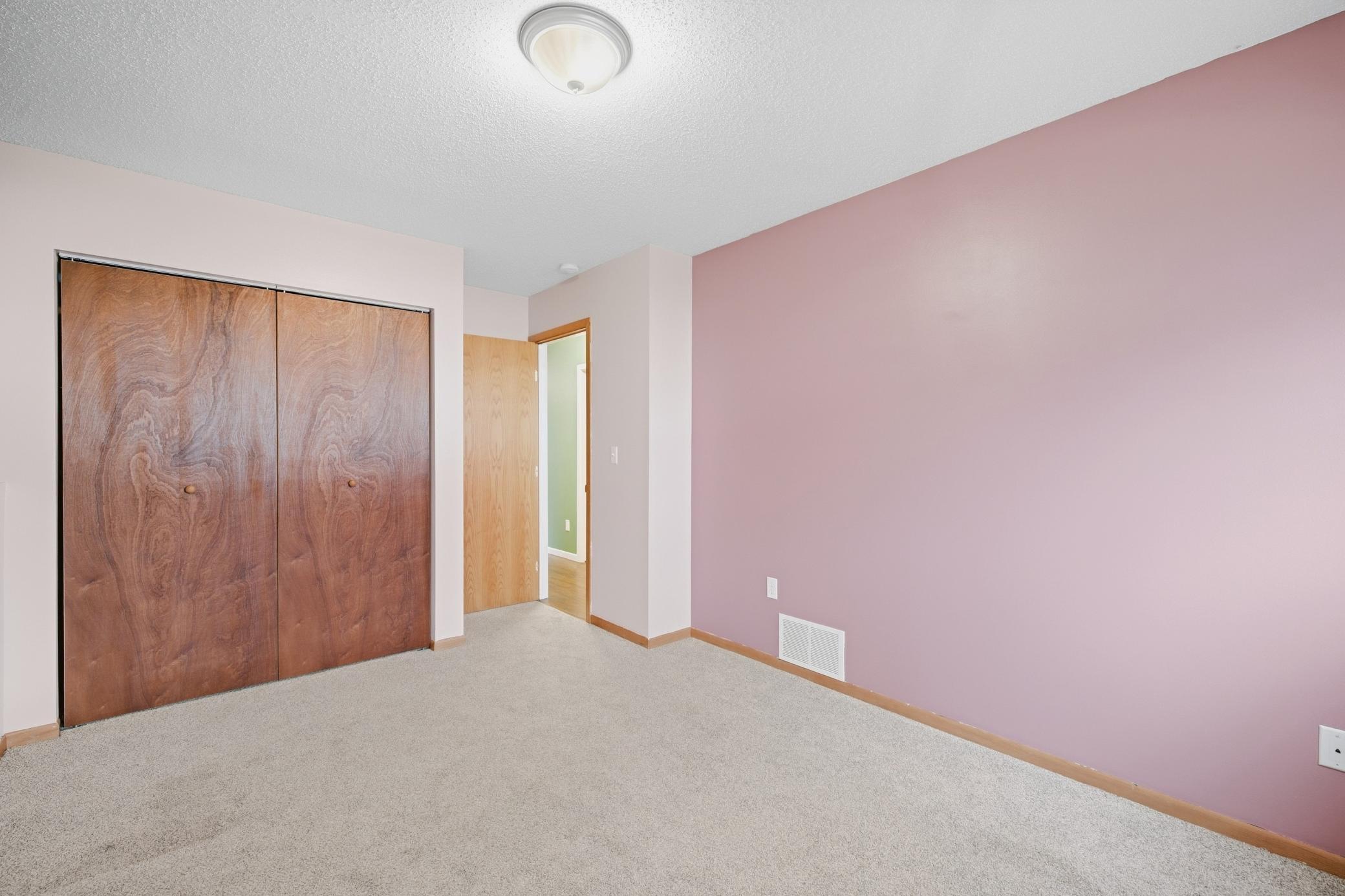2006 twin home for sale at 4780 52nd Street S in Fargo, ND — 3 bed, 2 bath (photo 30 of 37)