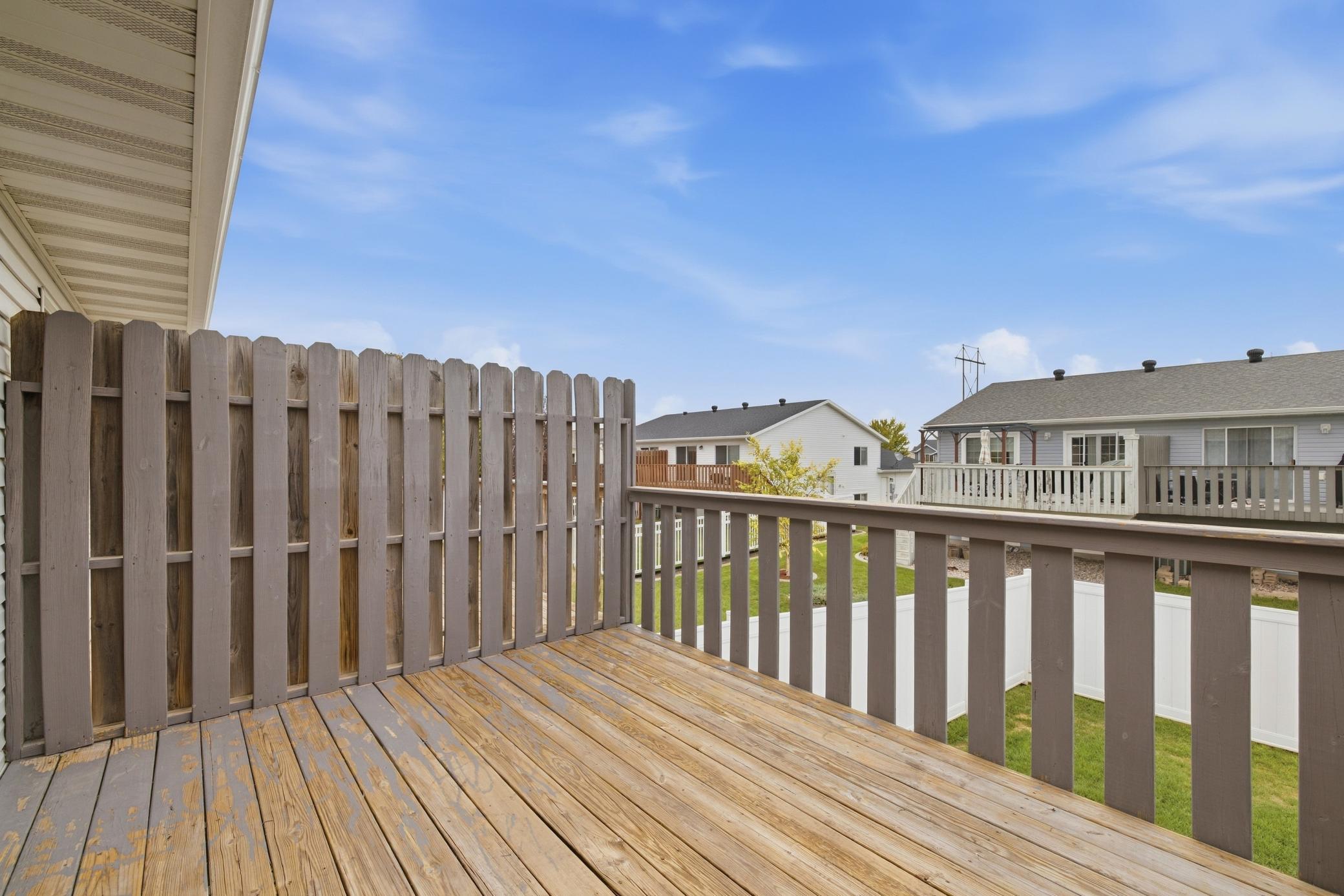 2006 twin home for sale at 4780 52nd Street S in Fargo, ND — 3 bed, 2 bath (photo 33 of 37)