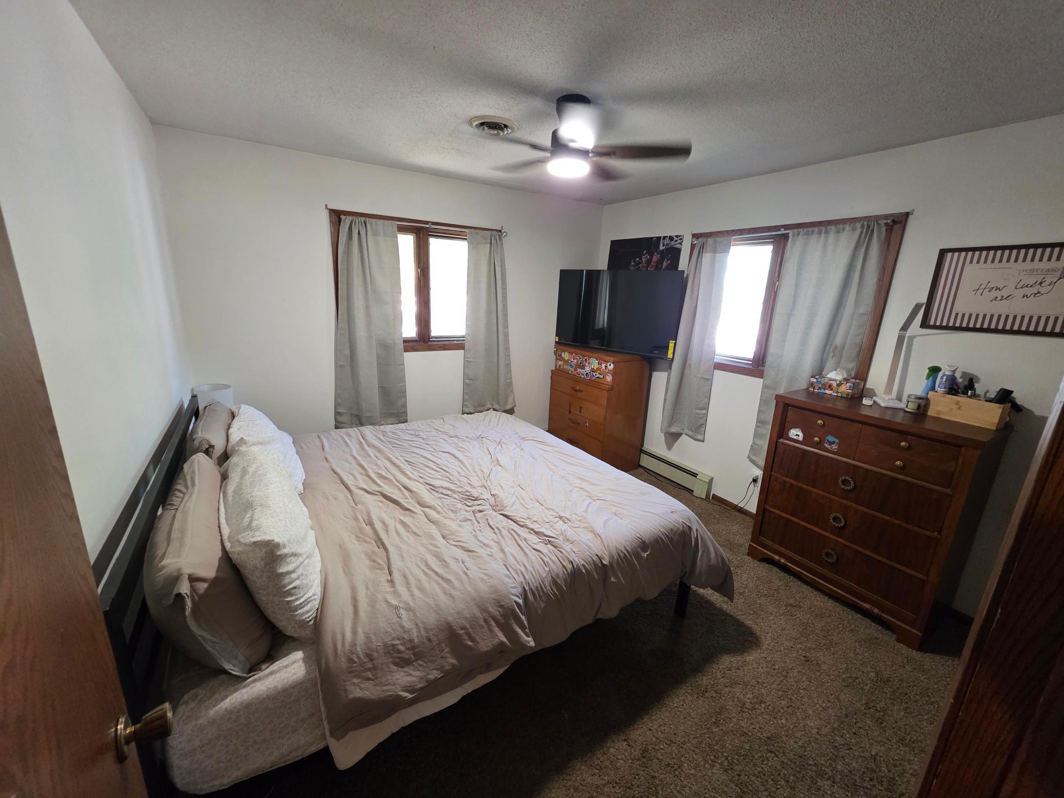 1971 single family home for sale at 302 10th Street SE in Barnesville, MN — 3 bed, 2 bath (photo 20 of 35)