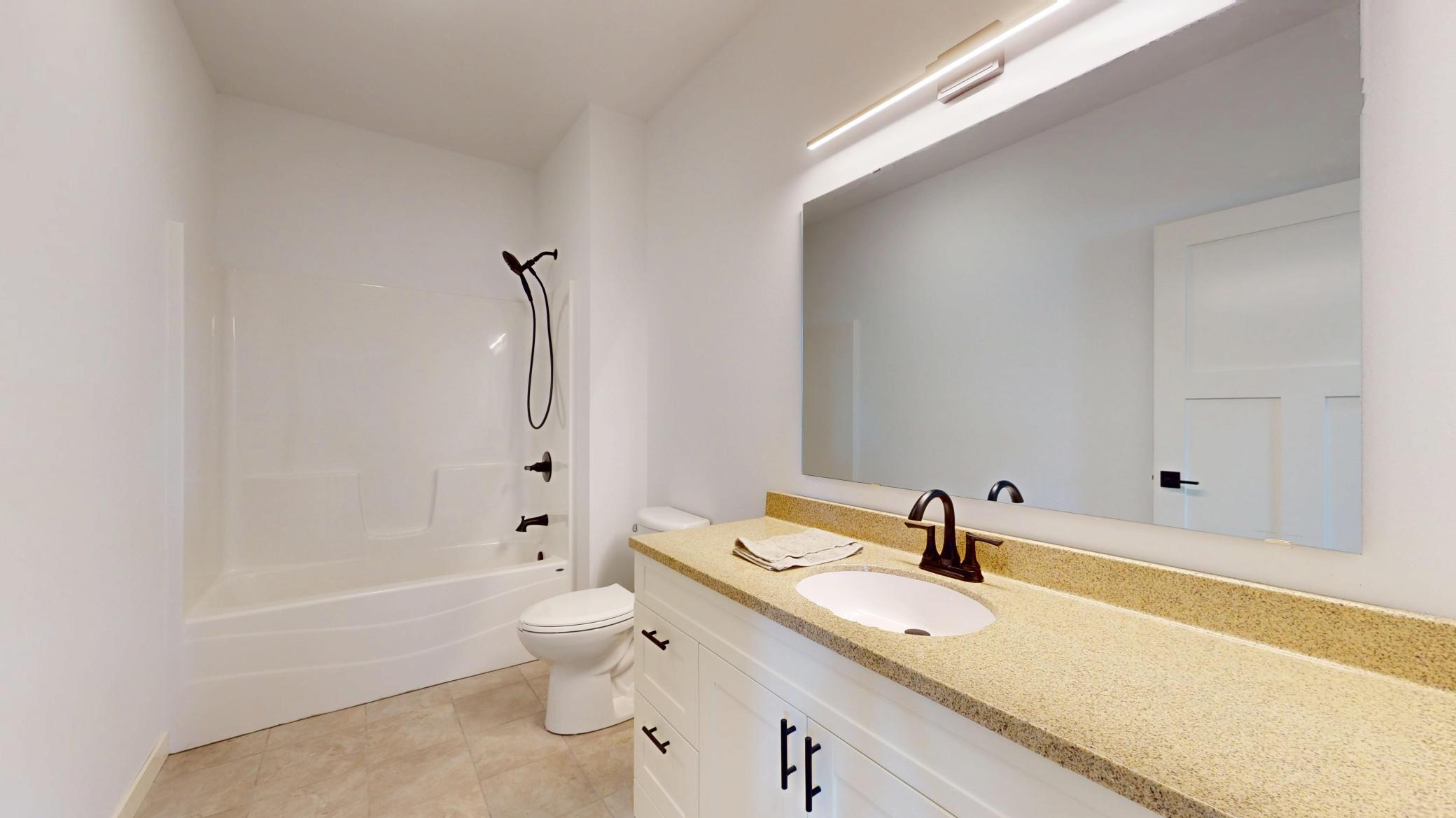 2026 single family home for sale at 722 Dandrew Lane in Detroit Lakes, MN — 3 bed, 2 bath (photo 16 of 20)
