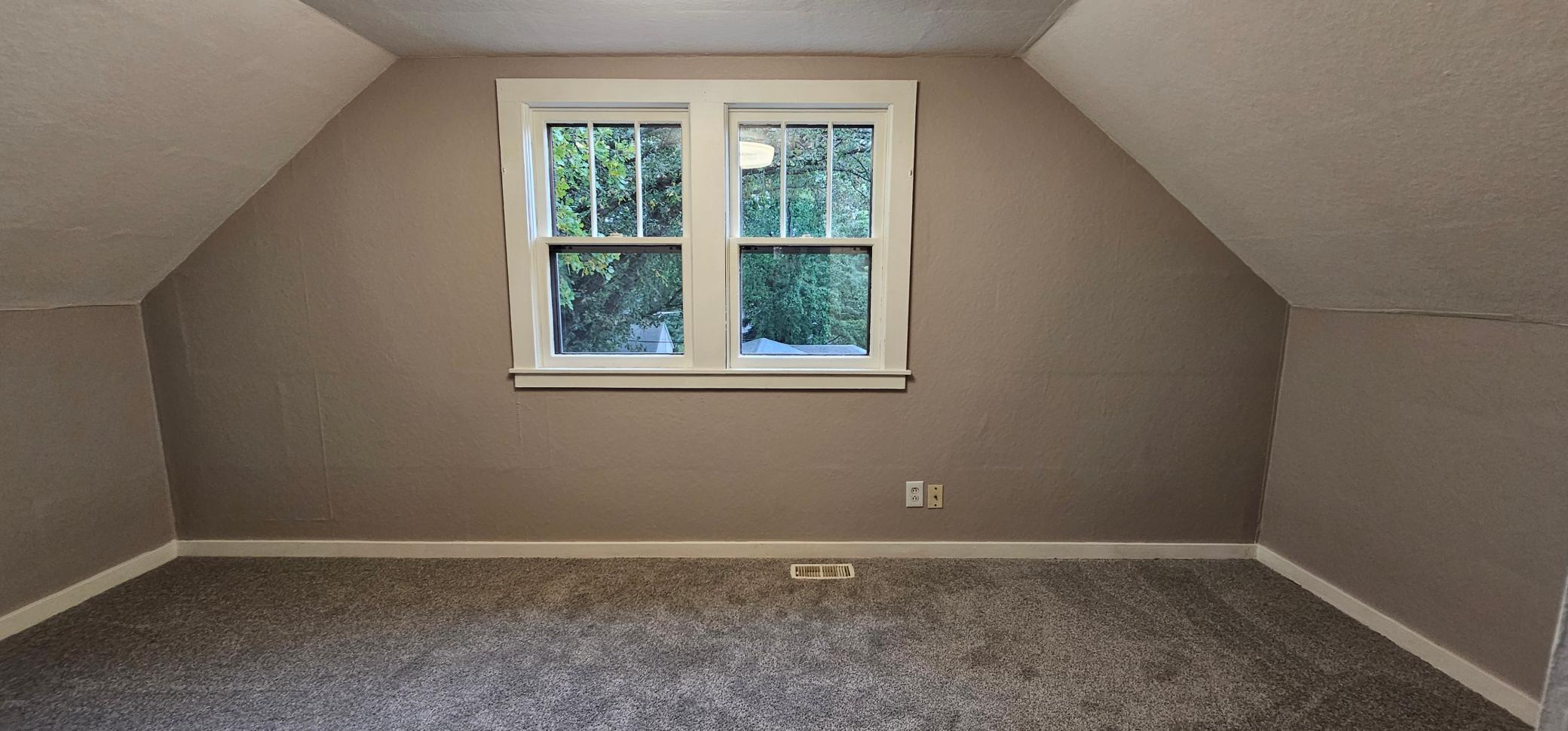 1940 single family home for sale at 329 W Birch Avenue in Fergus Falls, MN — 3 bed, 2 bath (photo 17 of 31)
