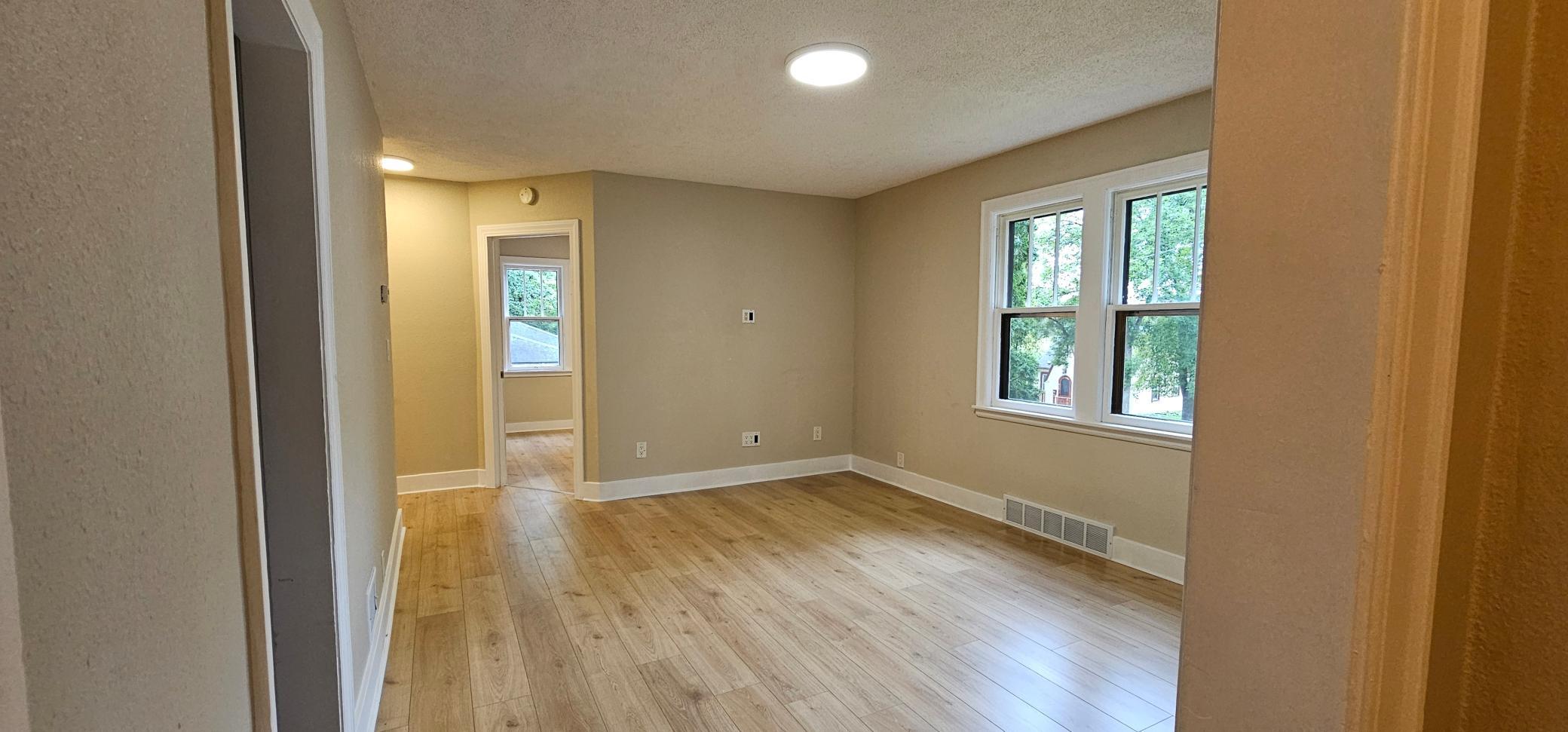 1940 single family home for sale at 329 W Birch Avenue in Fergus Falls, MN — 3 bed, 2 bath (photo 5 of 31)