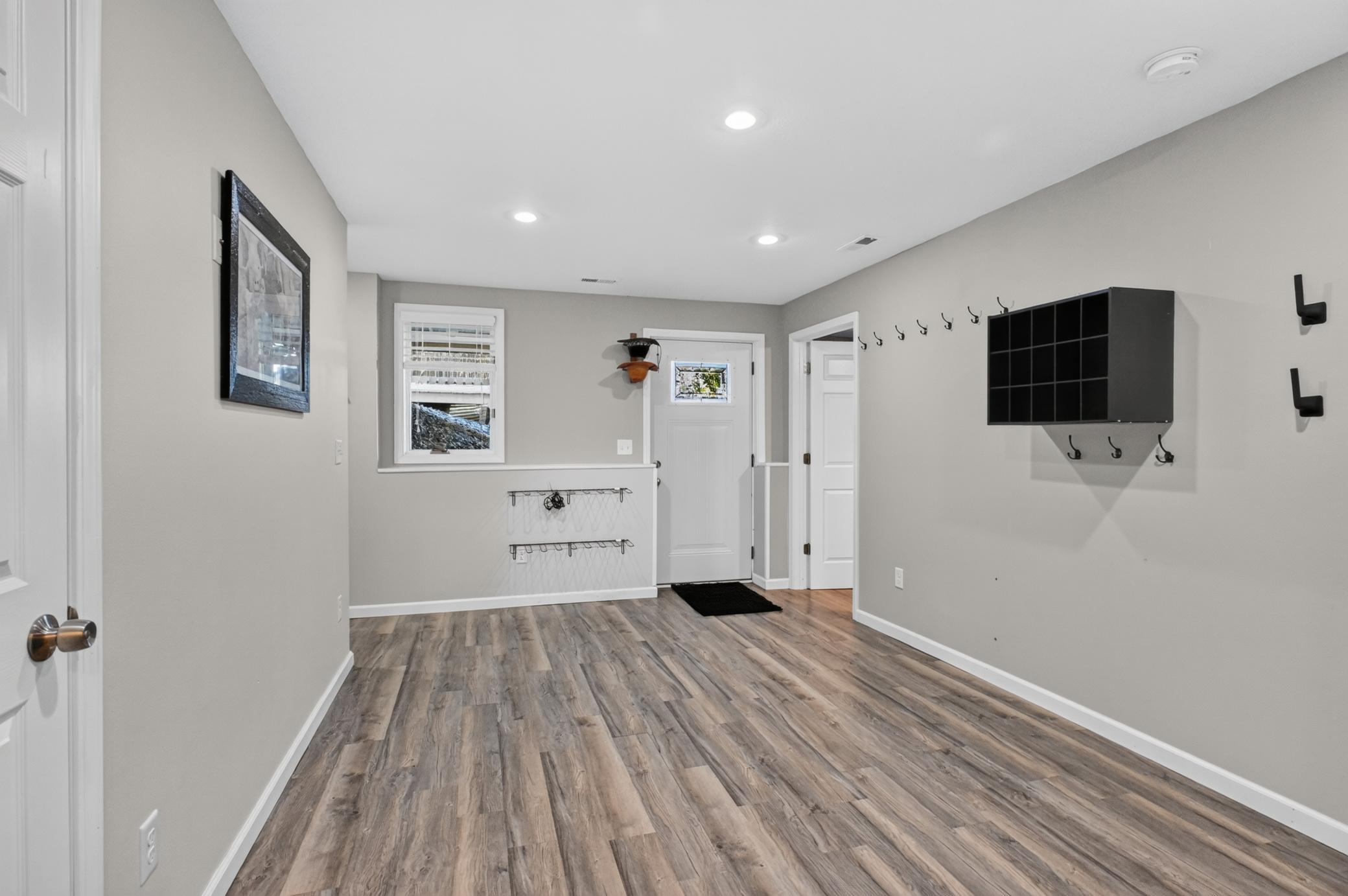 1890 single family home for sale at 1366 W Winona Road SW in Alexandria, MN — 4 bed, 3 bath (photo 35 of 57)