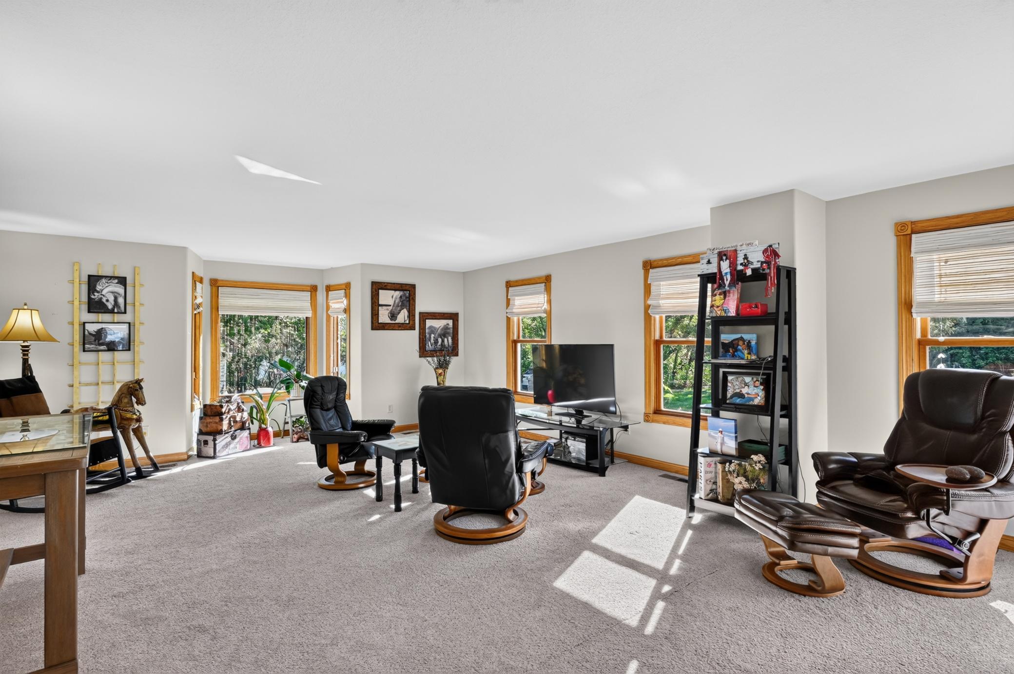 1890 single family home for sale at 1366 W Winona Road SW in Alexandria, MN — 4 bed, 3 bath (photo 9 of 57)