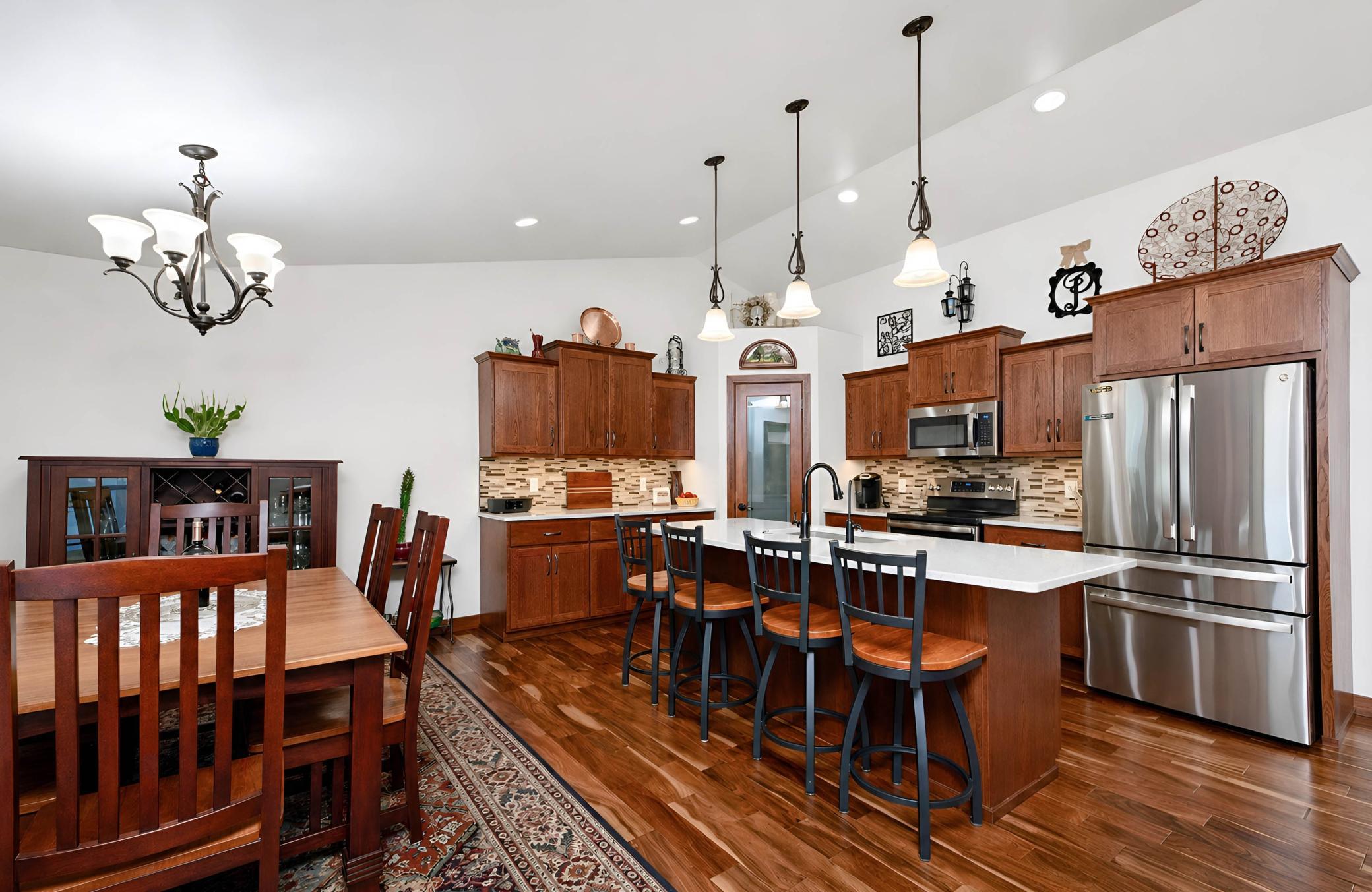 2014 single family home for sale at 3429 55th Street S in Fargo, ND — 5 bed, 3 bath (photo 7 of 49)