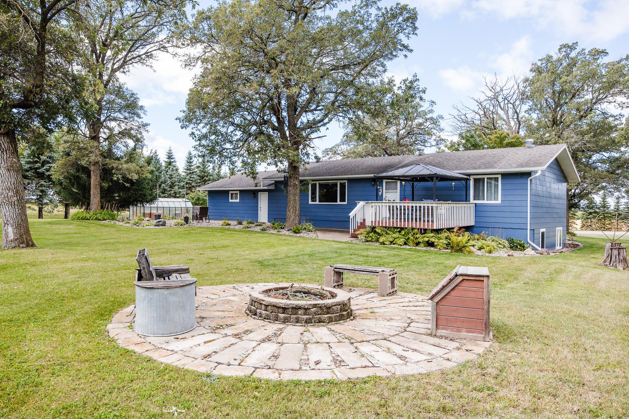 1978 single family home for sale at 21779 US Highway 59 in Detroit Lakes, MN — 3 bed, 2 bath (photo 2 of 95)