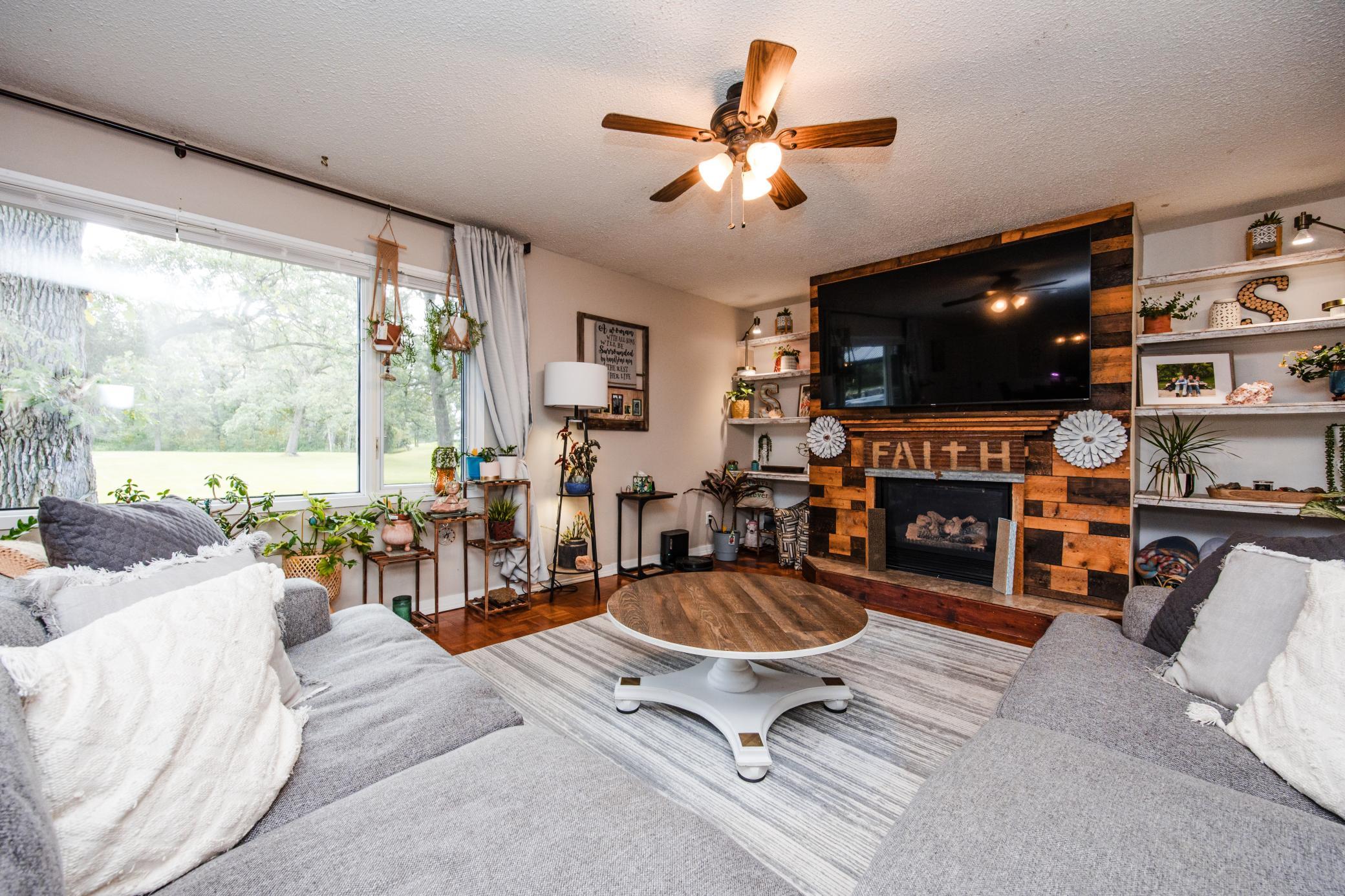 1978 single family home for sale at 21779 US Highway 59 in Detroit Lakes, MN — 3 bed, 2 bath (photo 12 of 95)