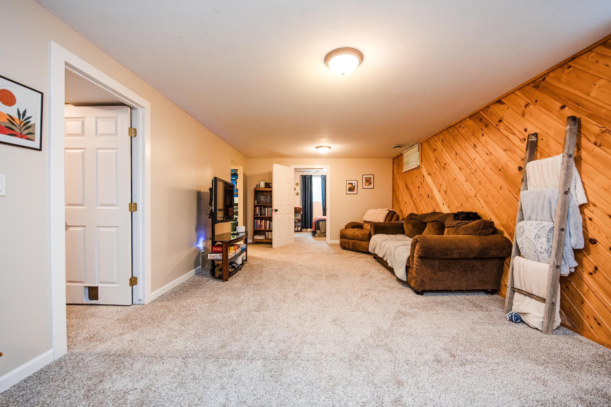 1978 single family home for sale at 21779 US Highway 59 in Detroit Lakes, MN — 3 bed, 2 bath (photo 45 of 95)
