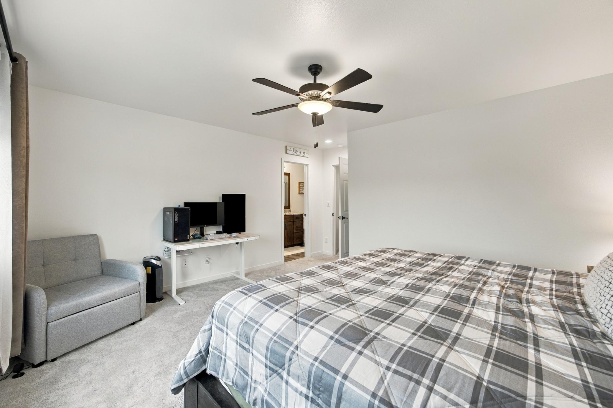 2020 single family home for sale at 6567 26th Street S in Fargo, ND — 3 bed, 3 bath (photo 21 of 50)