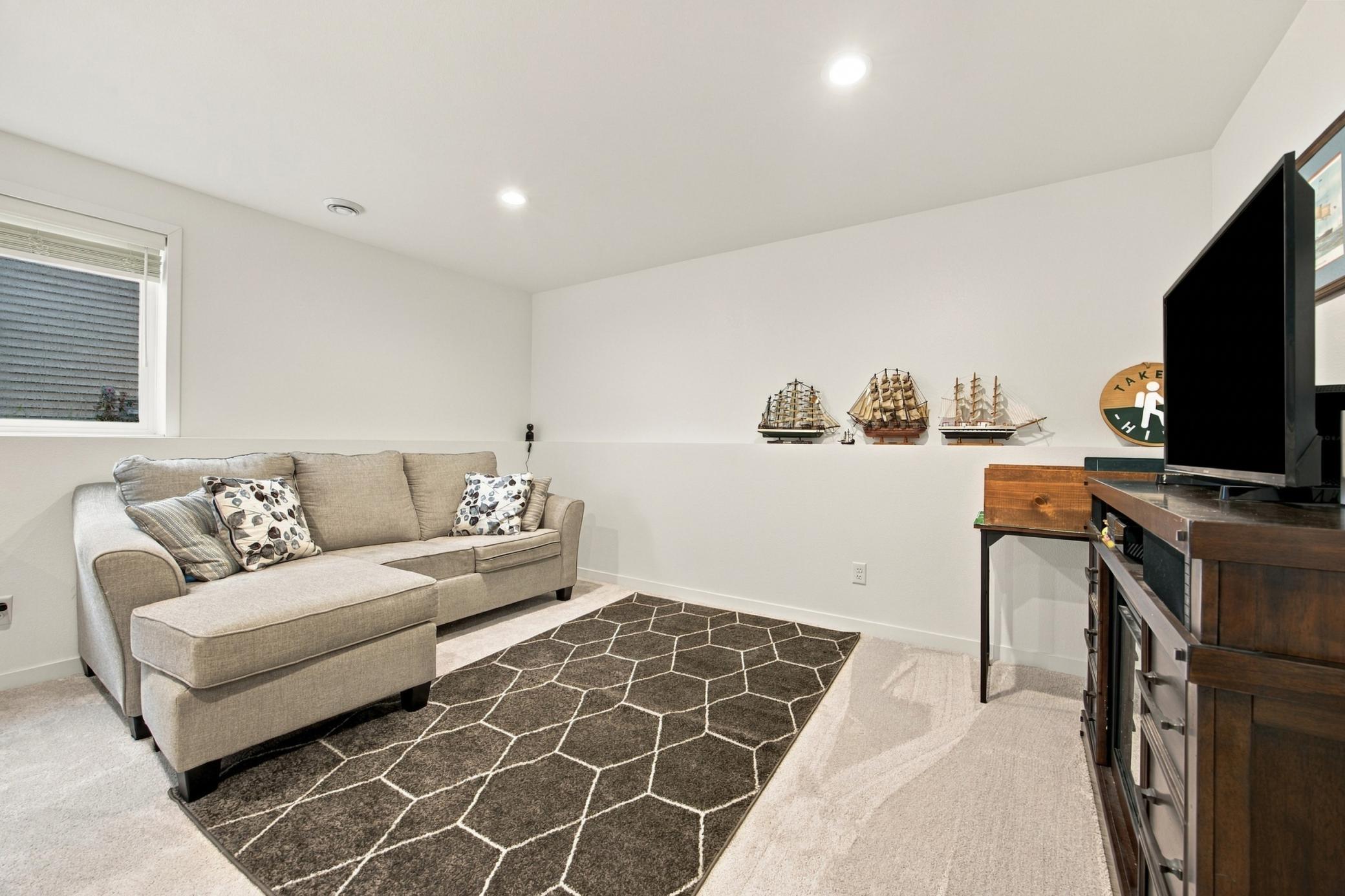 2020 single family home for sale at 6567 26th Street S in Fargo, ND — 3 bed, 3 bath (photo 29 of 50)