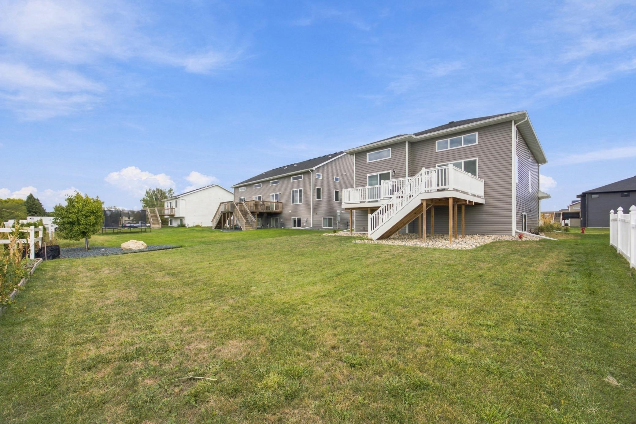 2020 single family home for sale at 6567 26th Street S in Fargo, ND — 3 bed, 3 bath (photo 38 of 50)