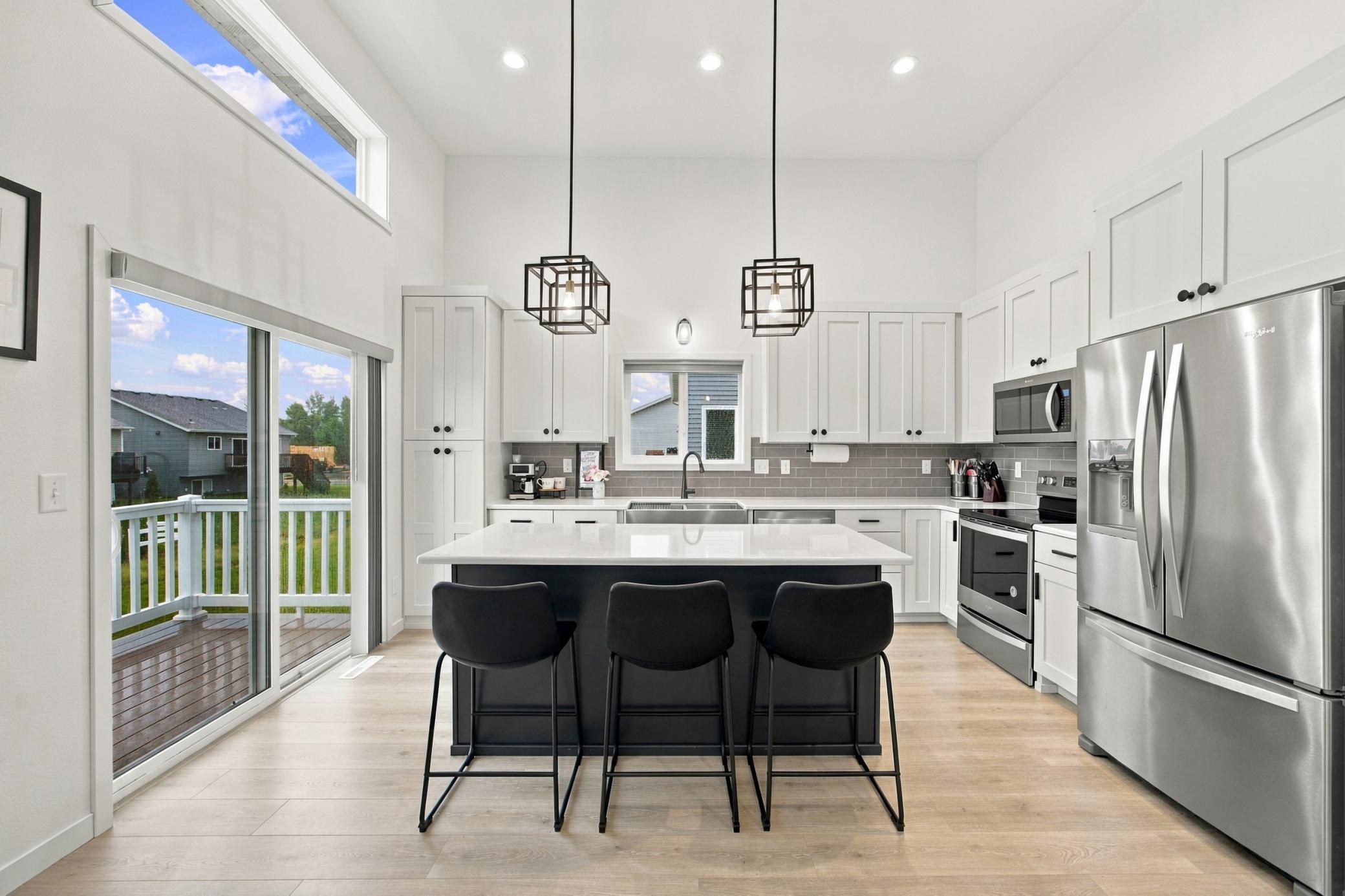 2020 single family home for sale at 6567 26th Street S in Fargo, ND — 3 bed, 3 bath (photo 6 of 50)