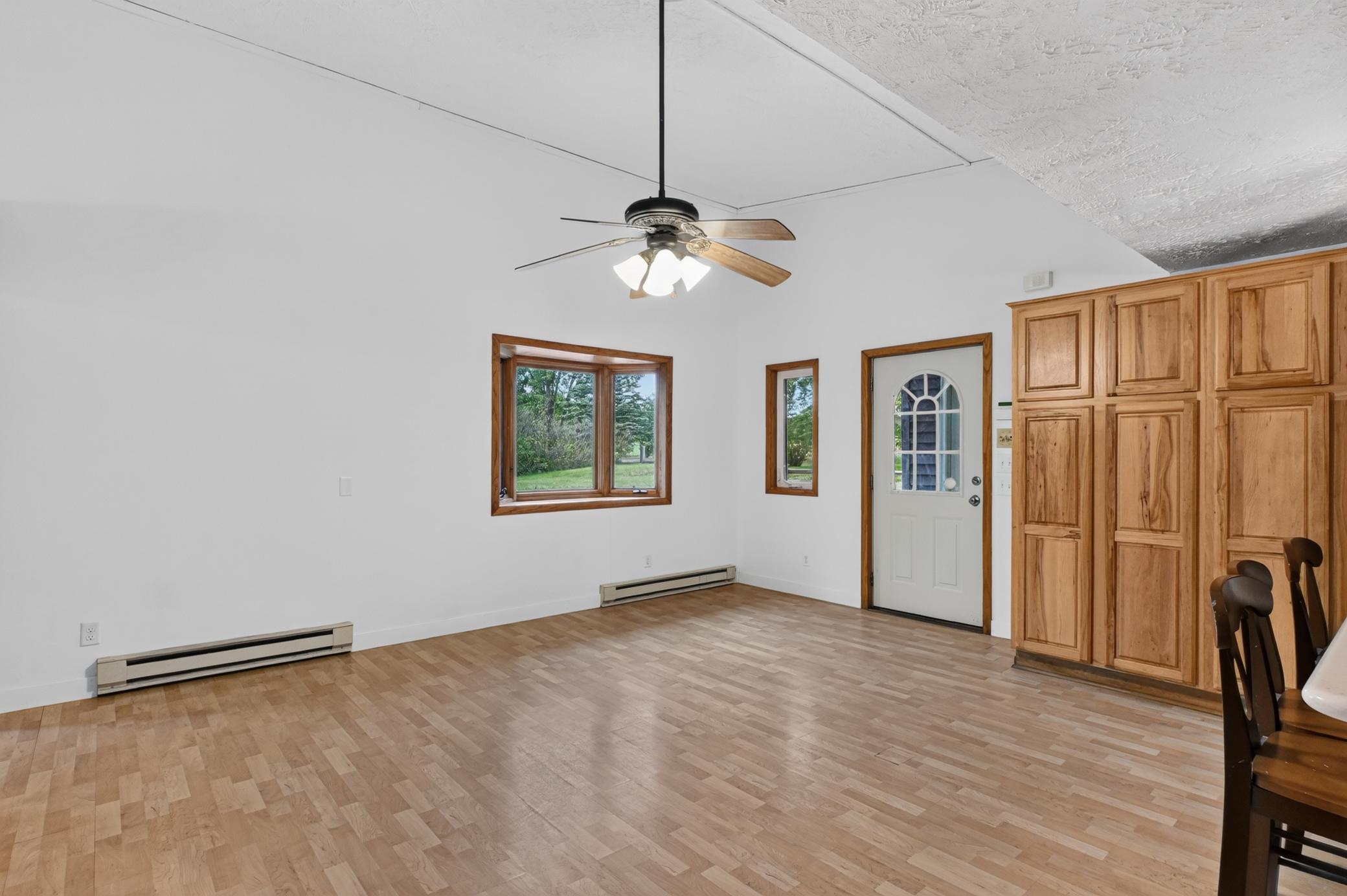 1982 single family home for sale at 5149 W Mill Lake Road SW in Farwell, MN — 4 bed, 3 bath (photo 16 of 88)
