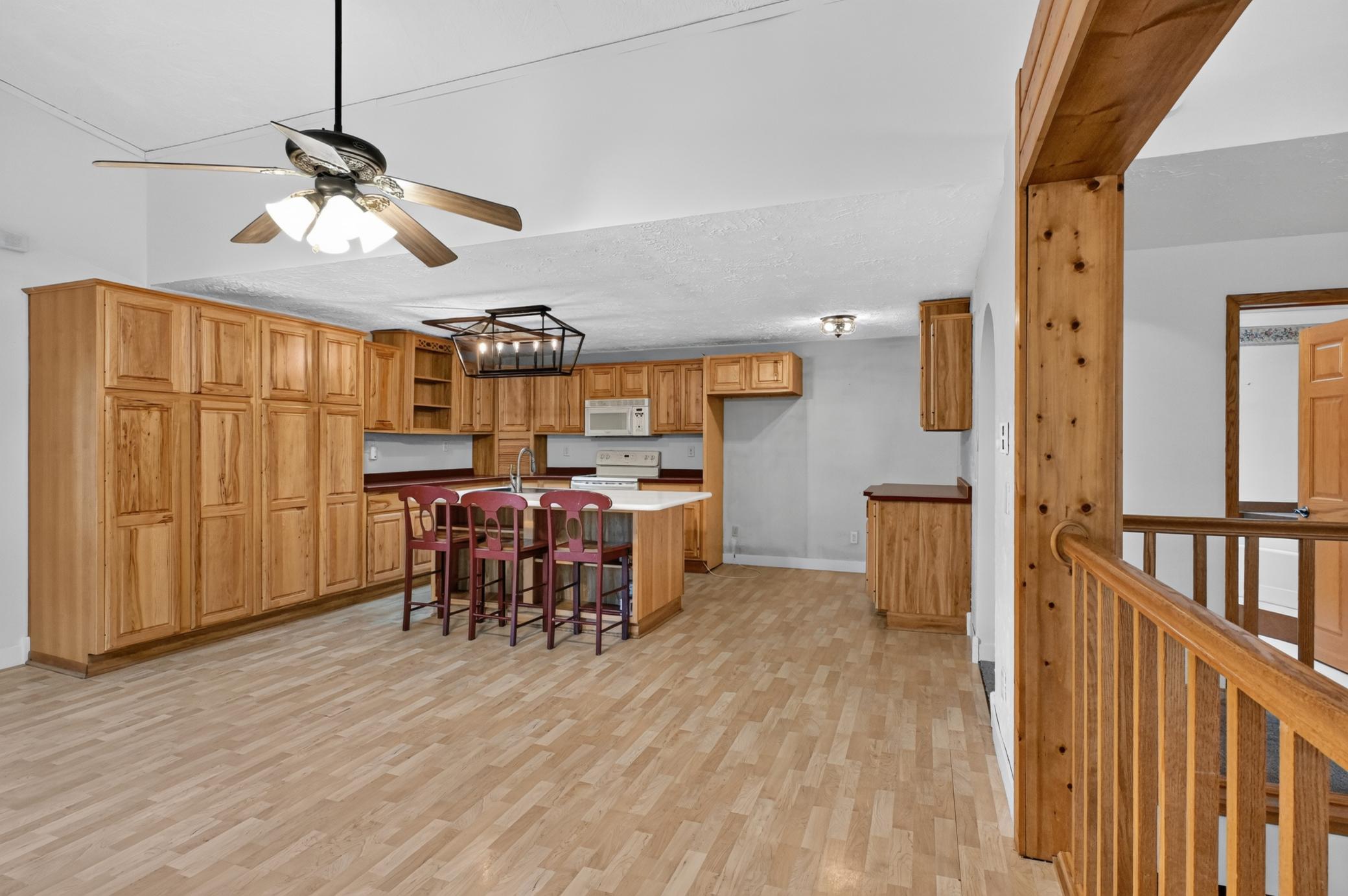 1982 single family home for sale at 5149 W Mill Lake Road SW in Farwell, MN — 4 bed, 3 bath (photo 18 of 88)
