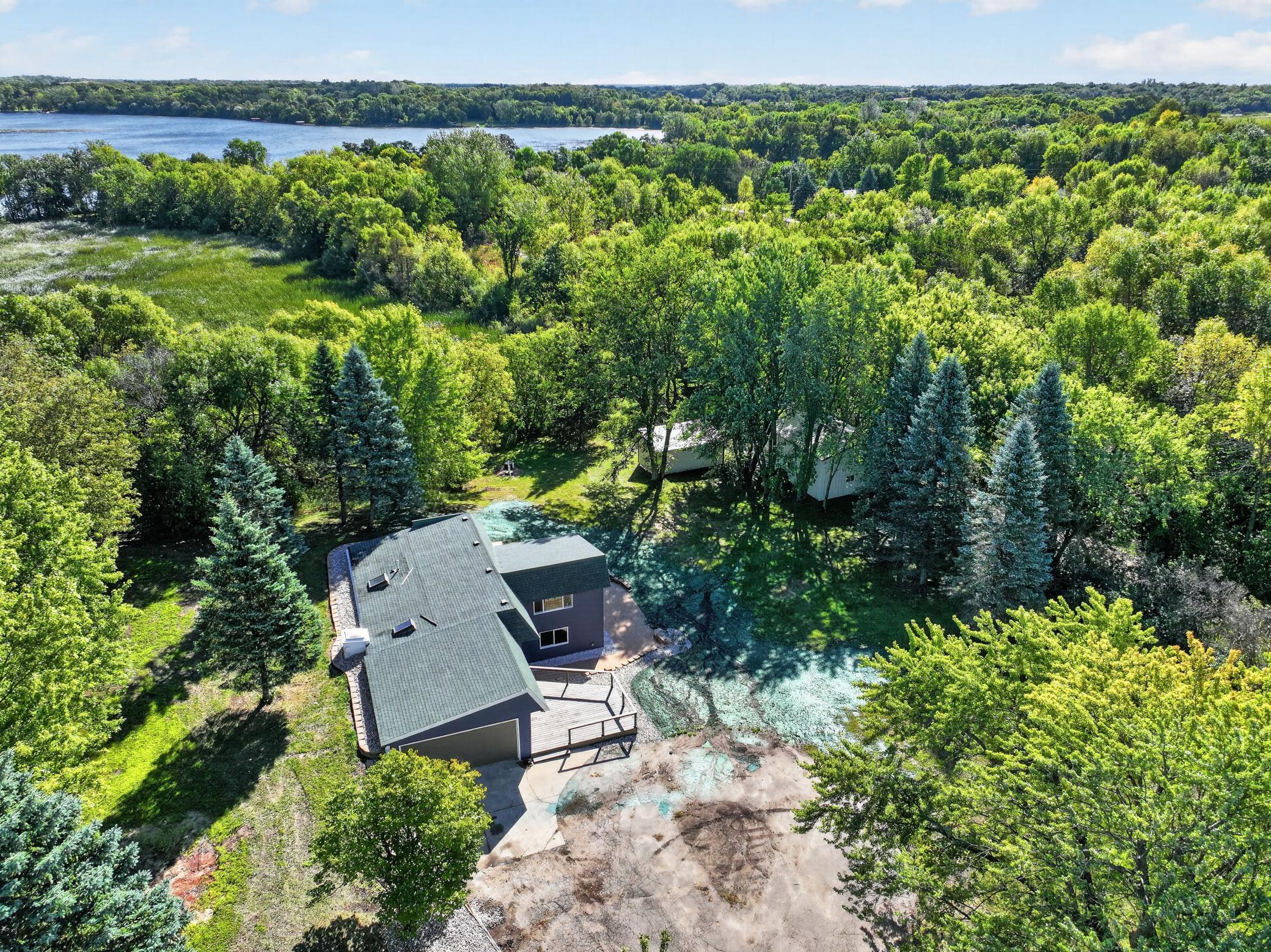 1982 single family home for sale at 5149 W Mill Lake Road SW in Farwell, MN — 4 bed, 3 bath (photo 4 of 88)
