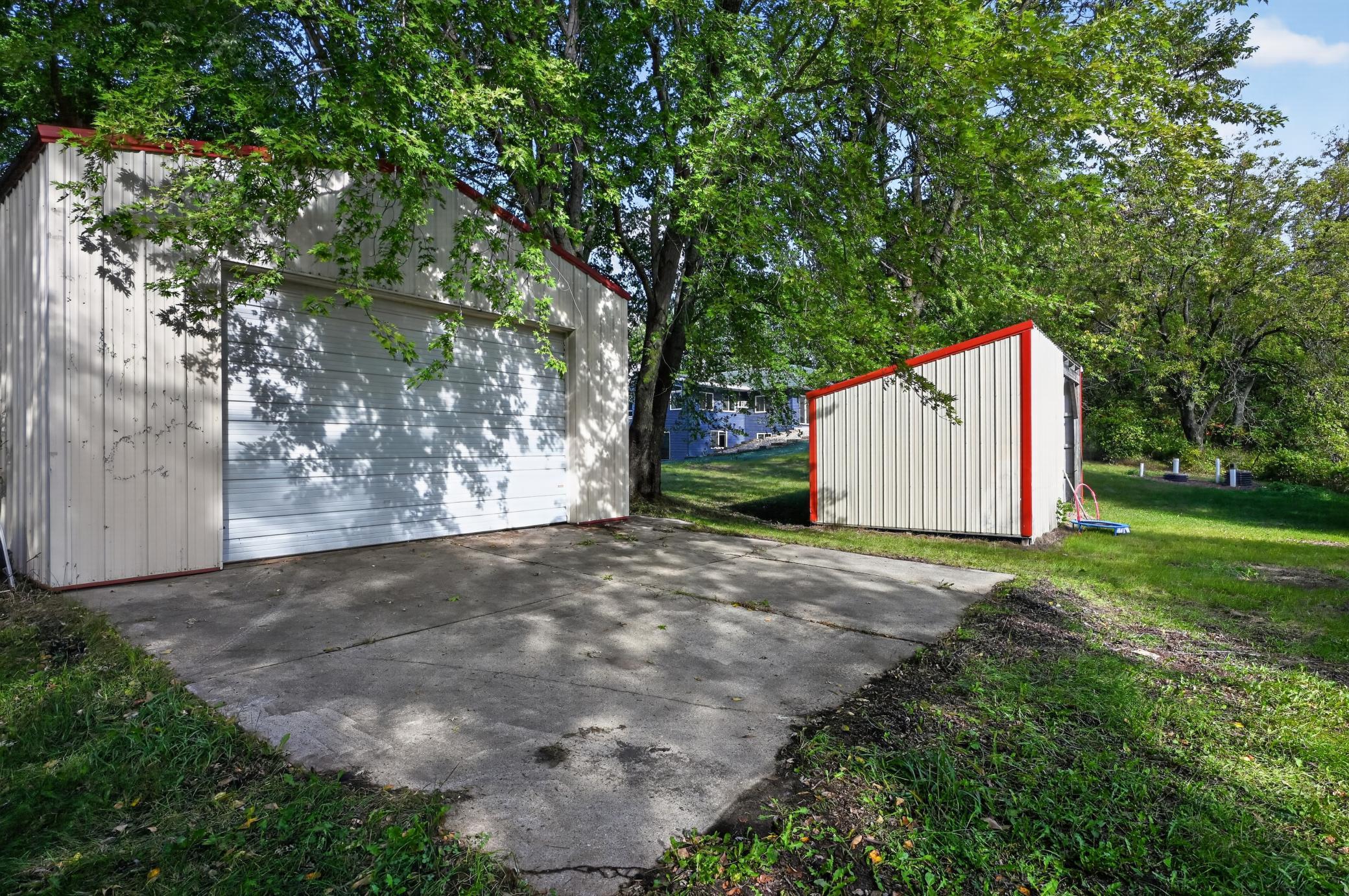 1982 single family home for sale at 5149 W Mill Lake Road SW in Farwell, MN — 4 bed, 3 bath (photo 9 of 88)
