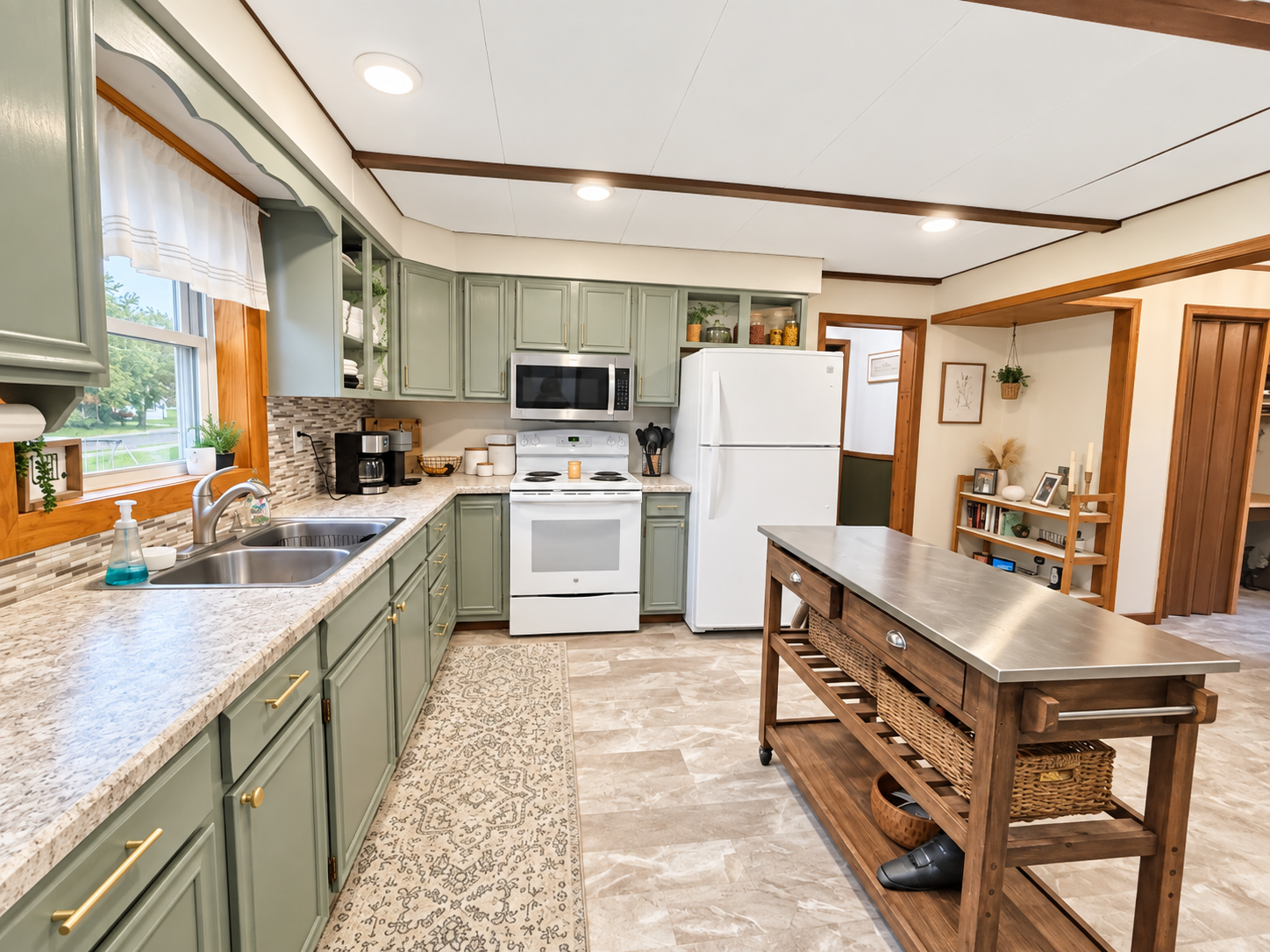 1927 single family home for sale at 610 Gillis Avenue N in Browerville, MN — 3 bed, 2 bath (photo 6 of 39)