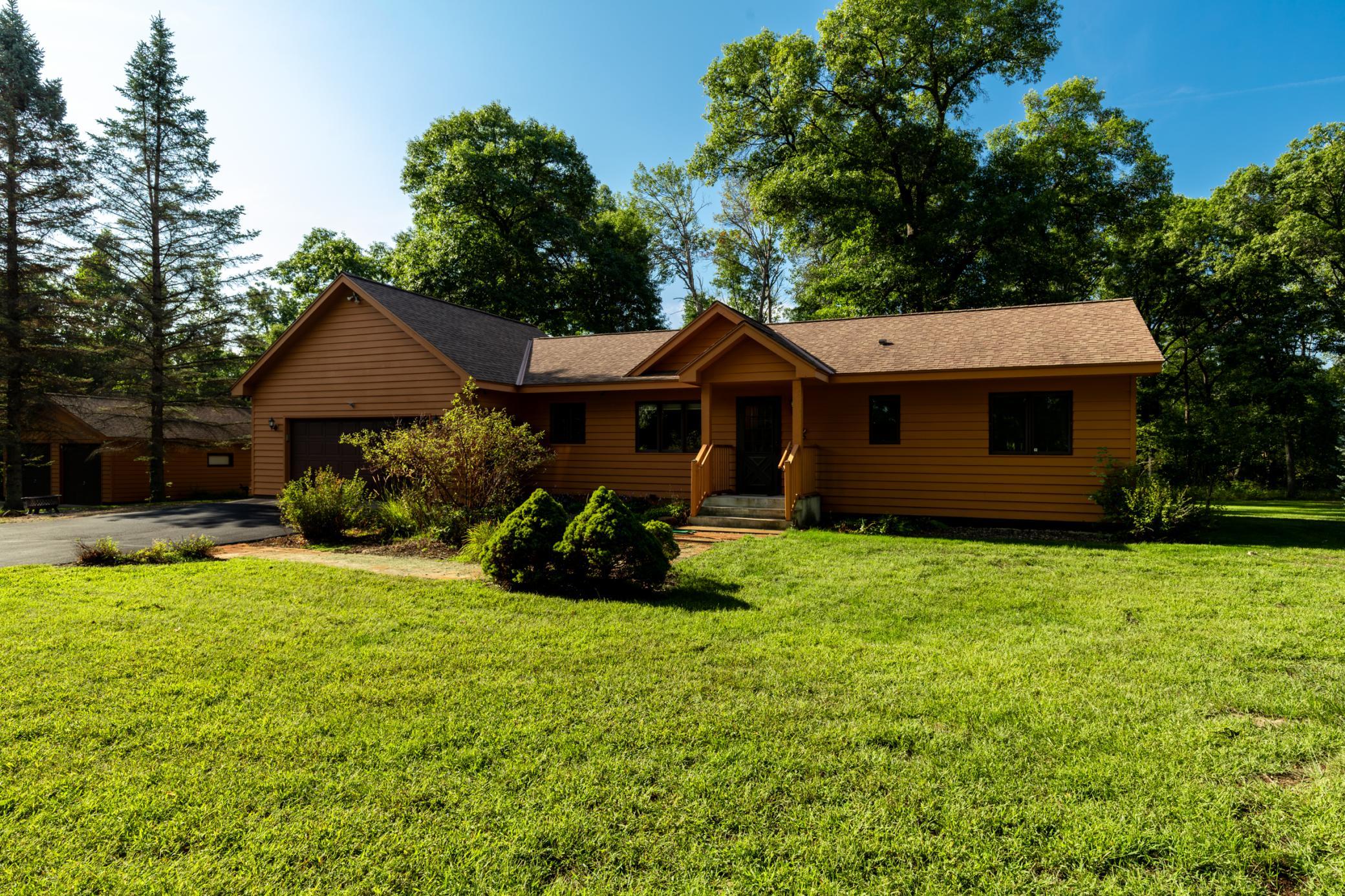 1990 single family home for sale at 6065 Highland Scenic Road in Baxter, MN — 4 bed, 3 bath