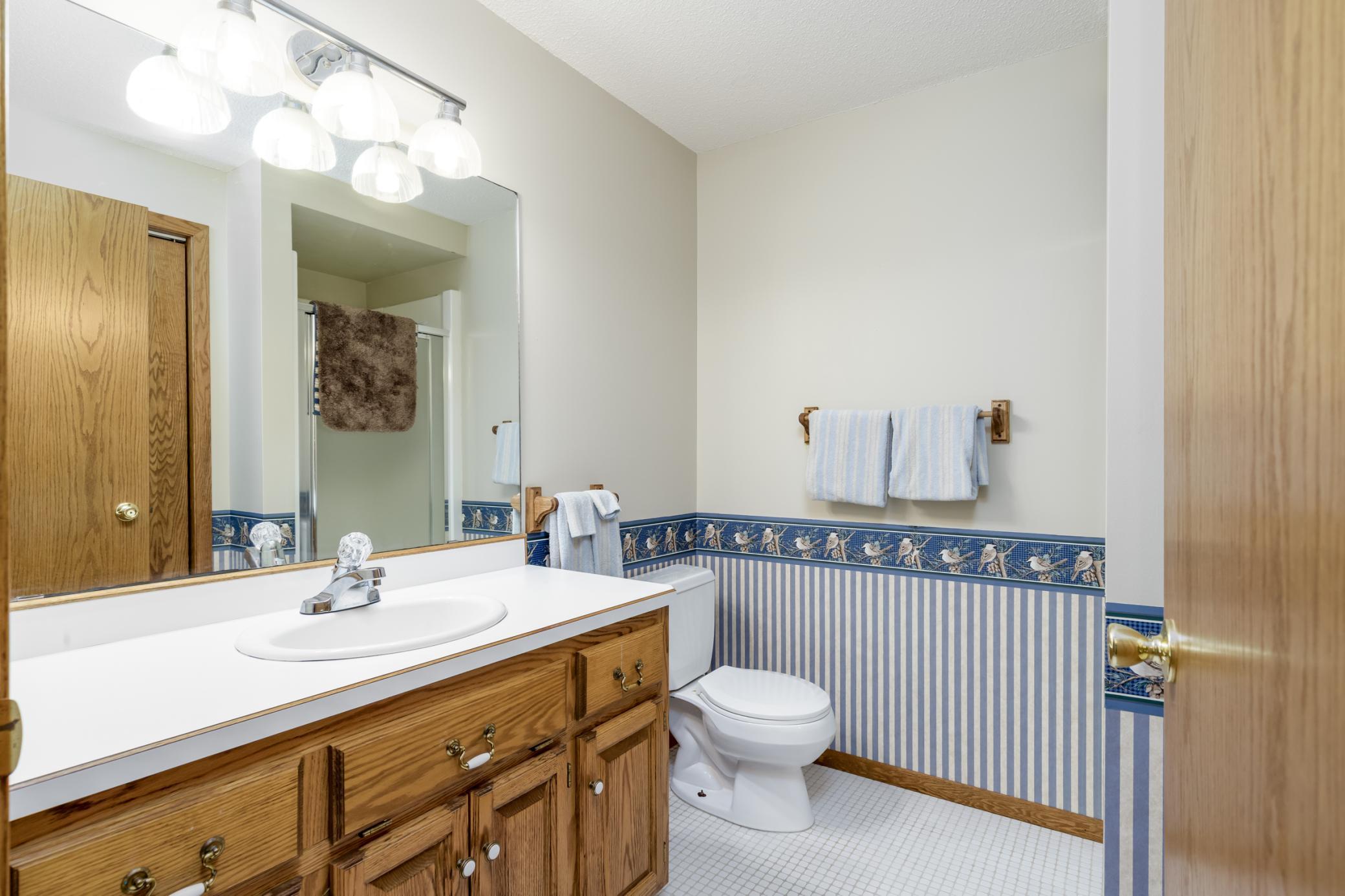 1990 single family home for sale at 6065 Highland Scenic Road in Baxter, MN — 4 bed, 3 bath (photo 17 of 35)
