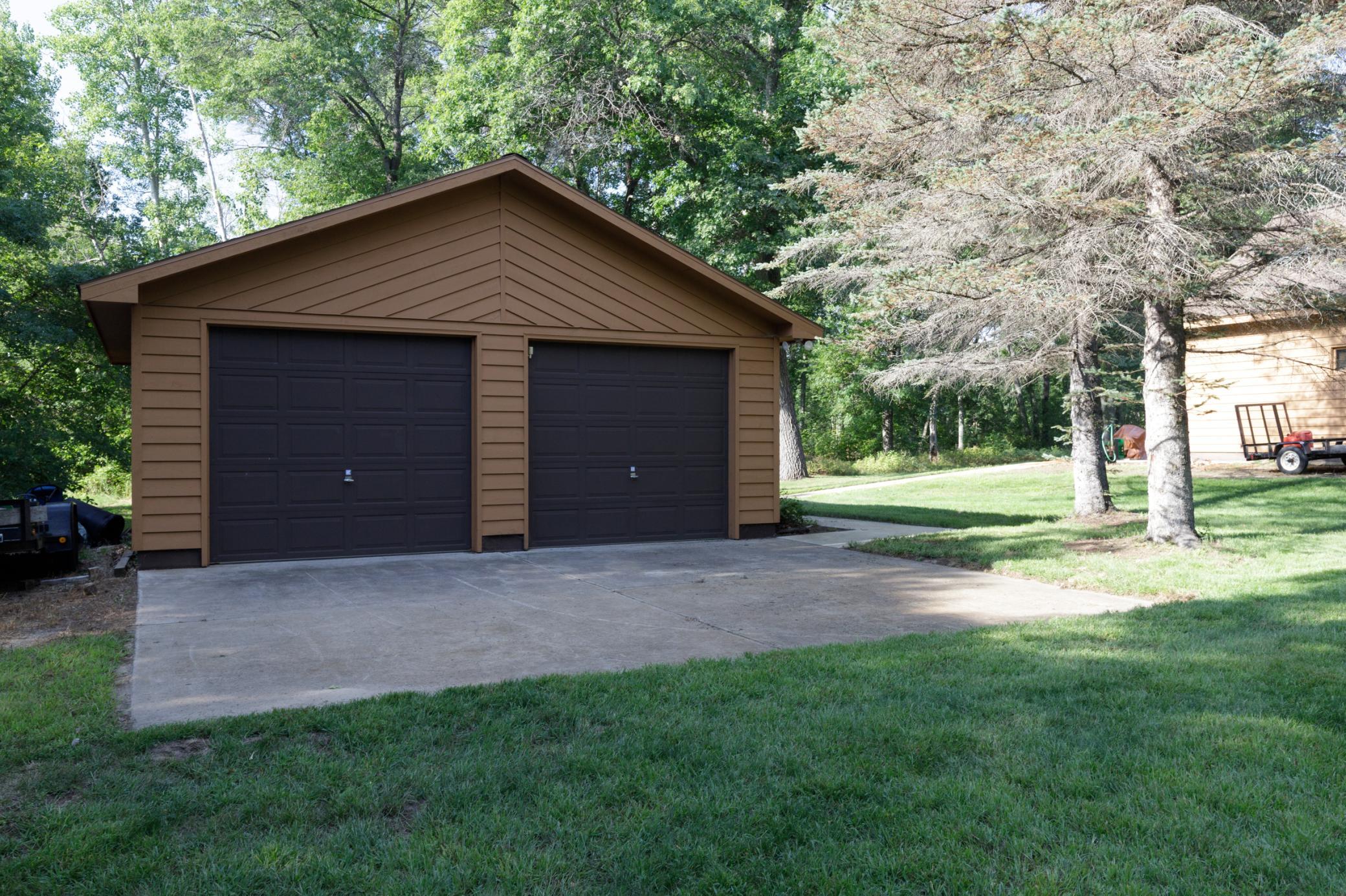 1990 single family home for sale at 6065 Highland Scenic Road in Baxter, MN — 4 bed, 3 bath (photo 20 of 35)