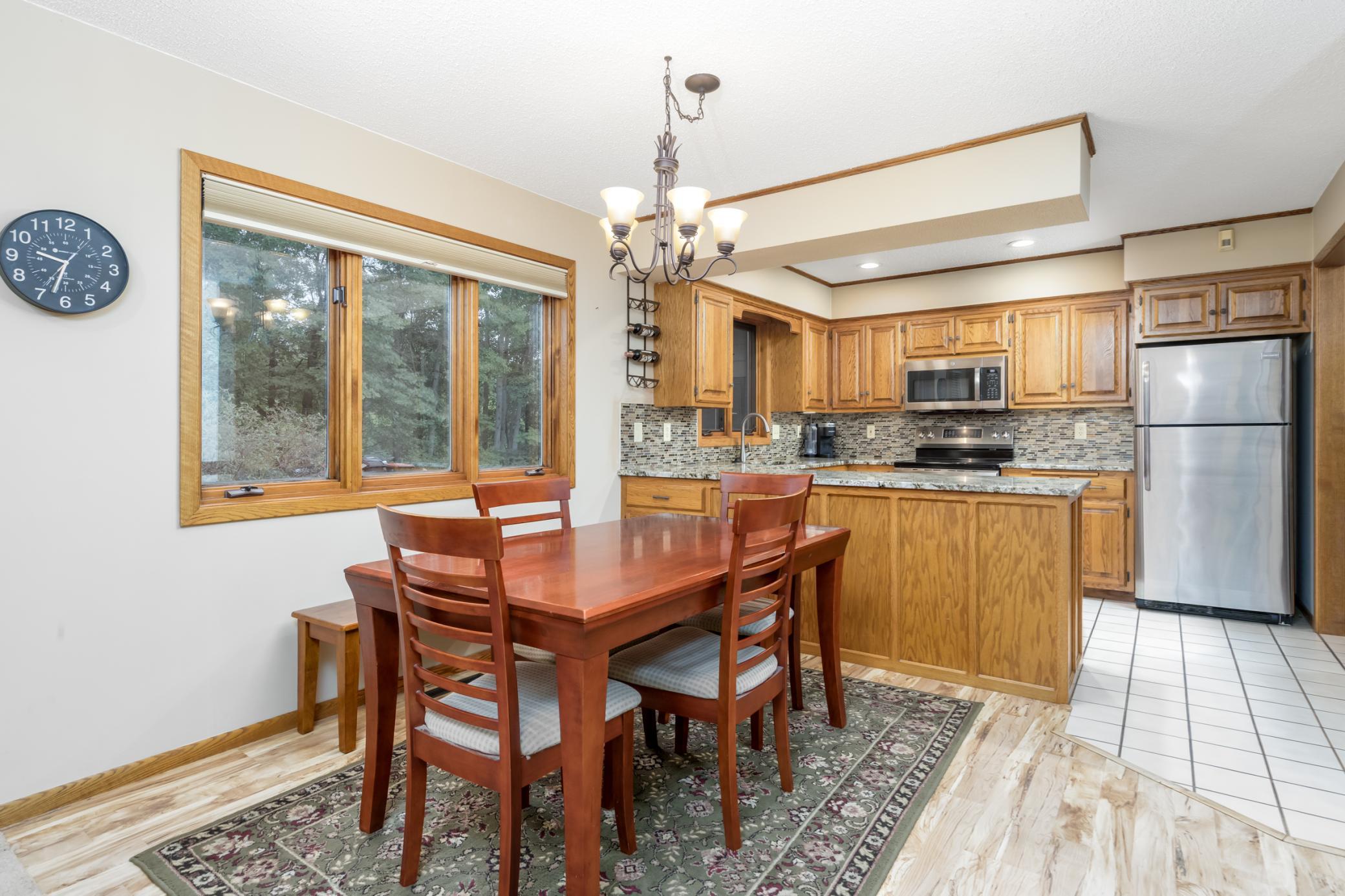 1990 single family home for sale at 6065 Highland Scenic Road in Baxter, MN — 4 bed, 3 bath (photo 4 of 35)