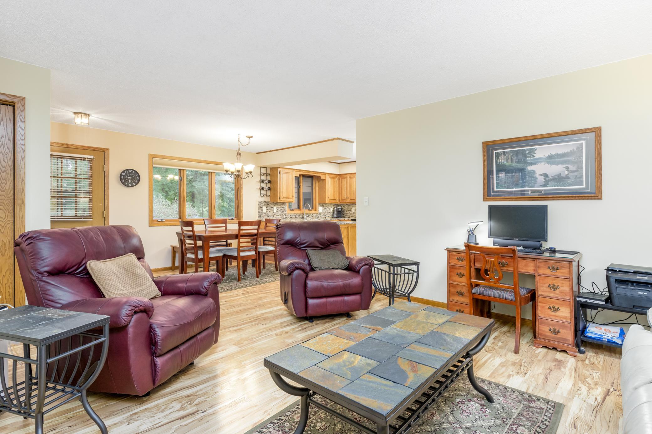 1990 single family home for sale at 6065 Highland Scenic Road in Baxter, MN — 4 bed, 3 bath (photo 5 of 35)