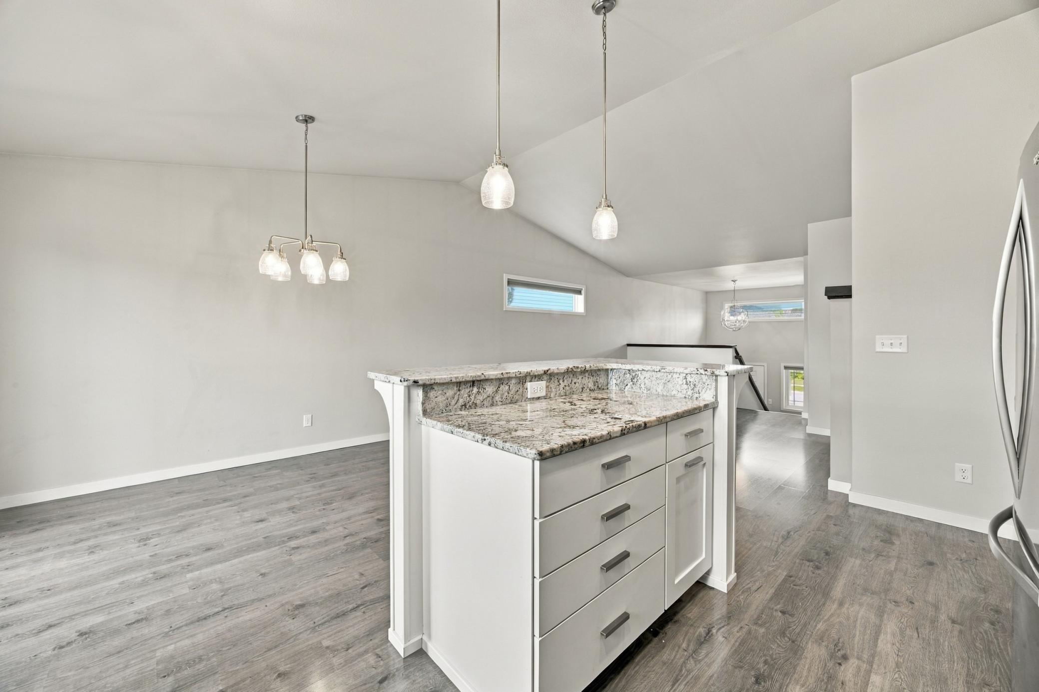 2018 single family home for sale at 4541 13th Street S in Moorhead, MN — 3 bed, 2 bath (photo 13 of 32)