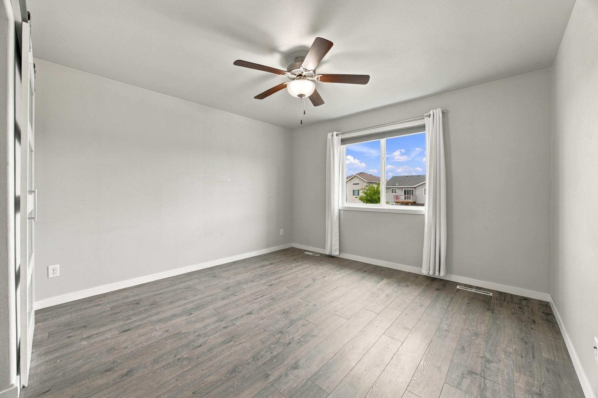 2018 single family home for sale at 4541 13th Street S in Moorhead, MN — 3 bed, 2 bath (photo 16 of 32)