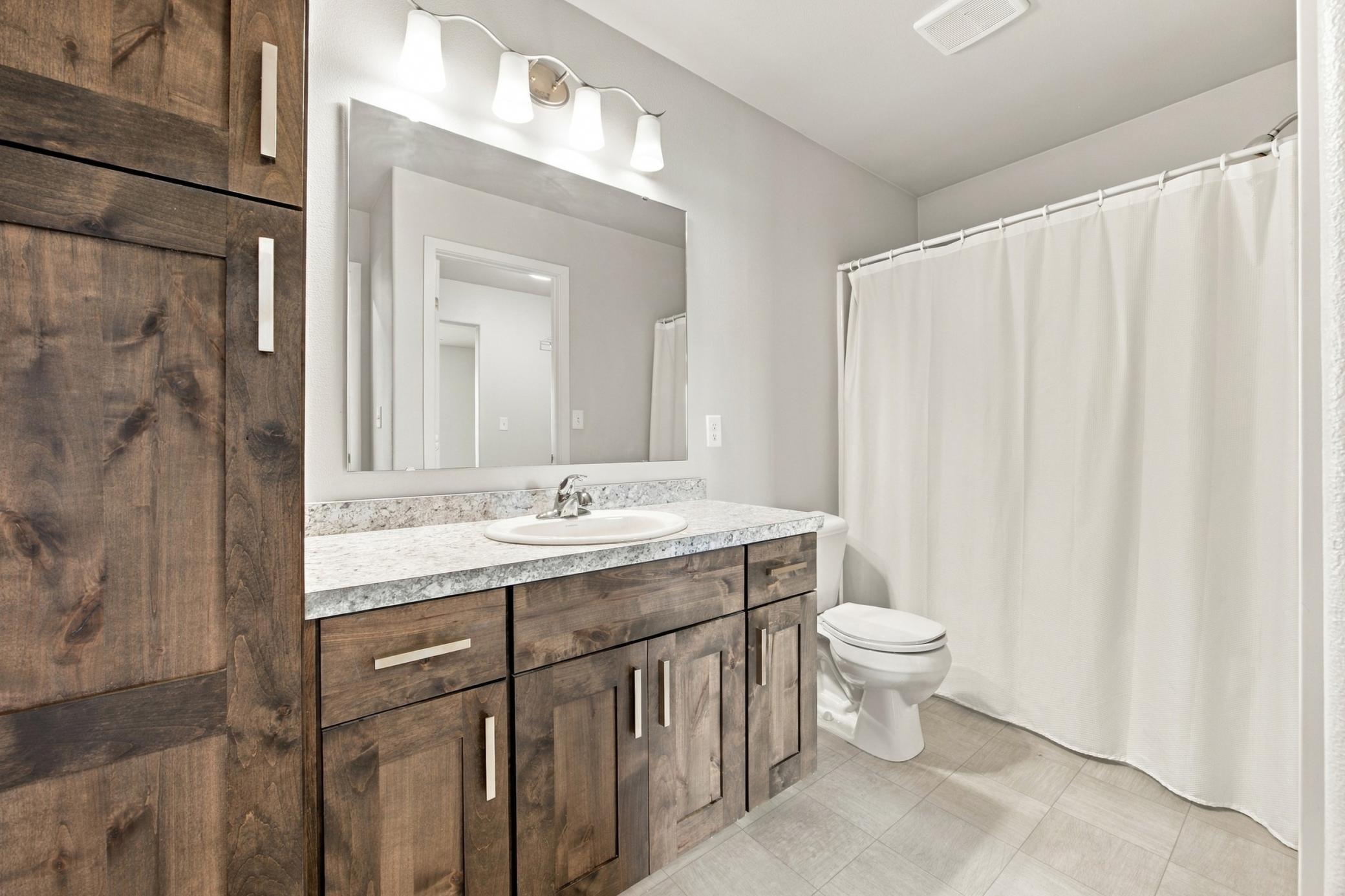 2018 single family home for sale at 4541 13th Street S in Moorhead, MN — 3 bed, 2 bath (photo 18 of 32)