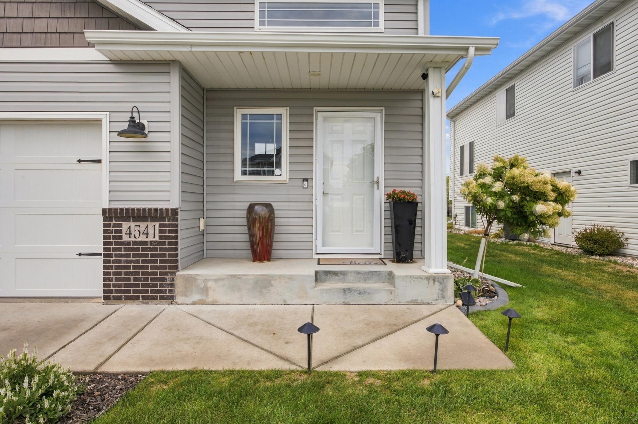 2018 single family home for sale at 4541 13th Street S in Moorhead, MN — 3 bed, 2 bath (photo 3 of 32)