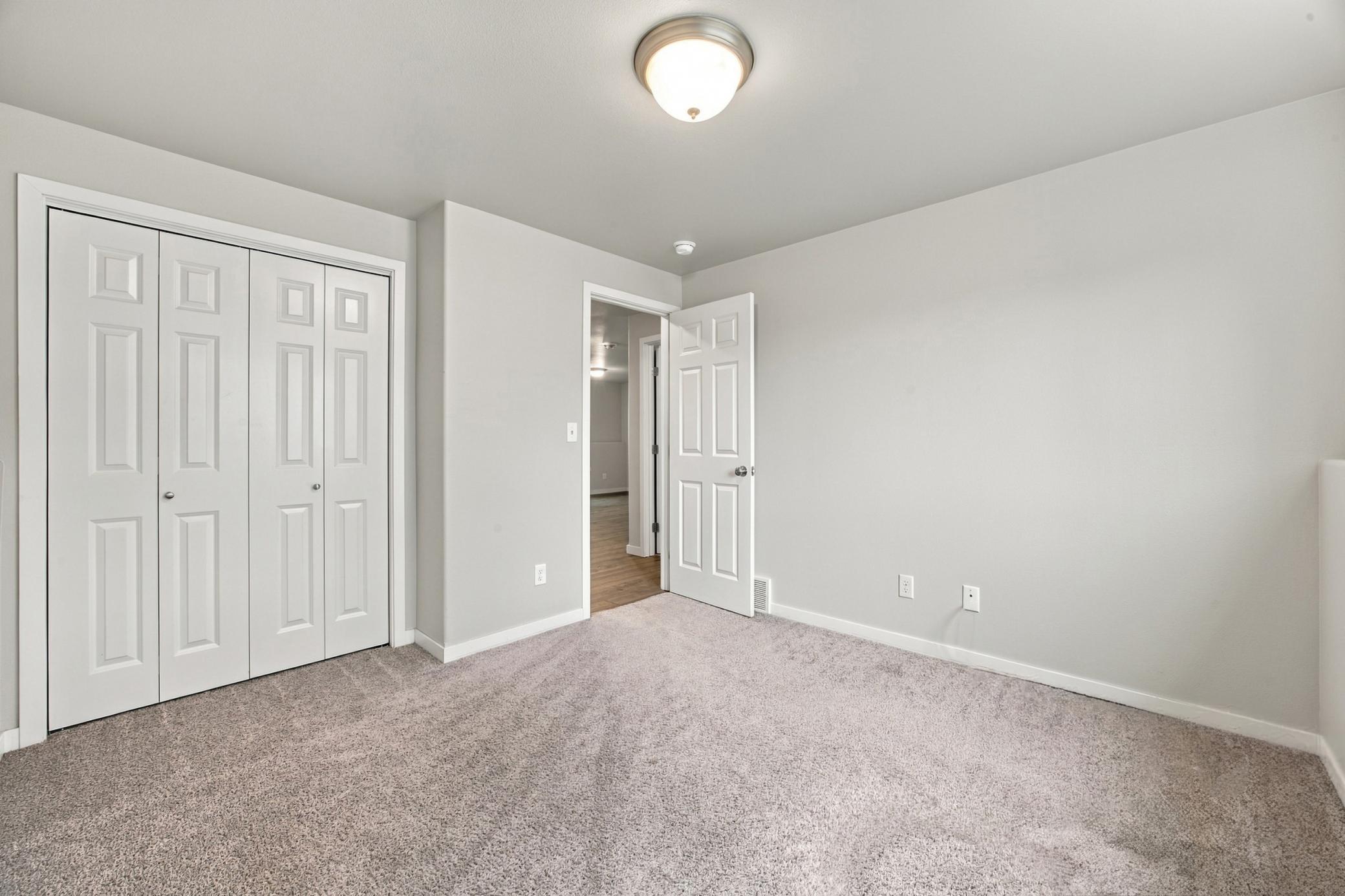 2018 single family home for sale at 4541 13th Street S in Moorhead, MN — 3 bed, 2 bath (photo 27 of 32)