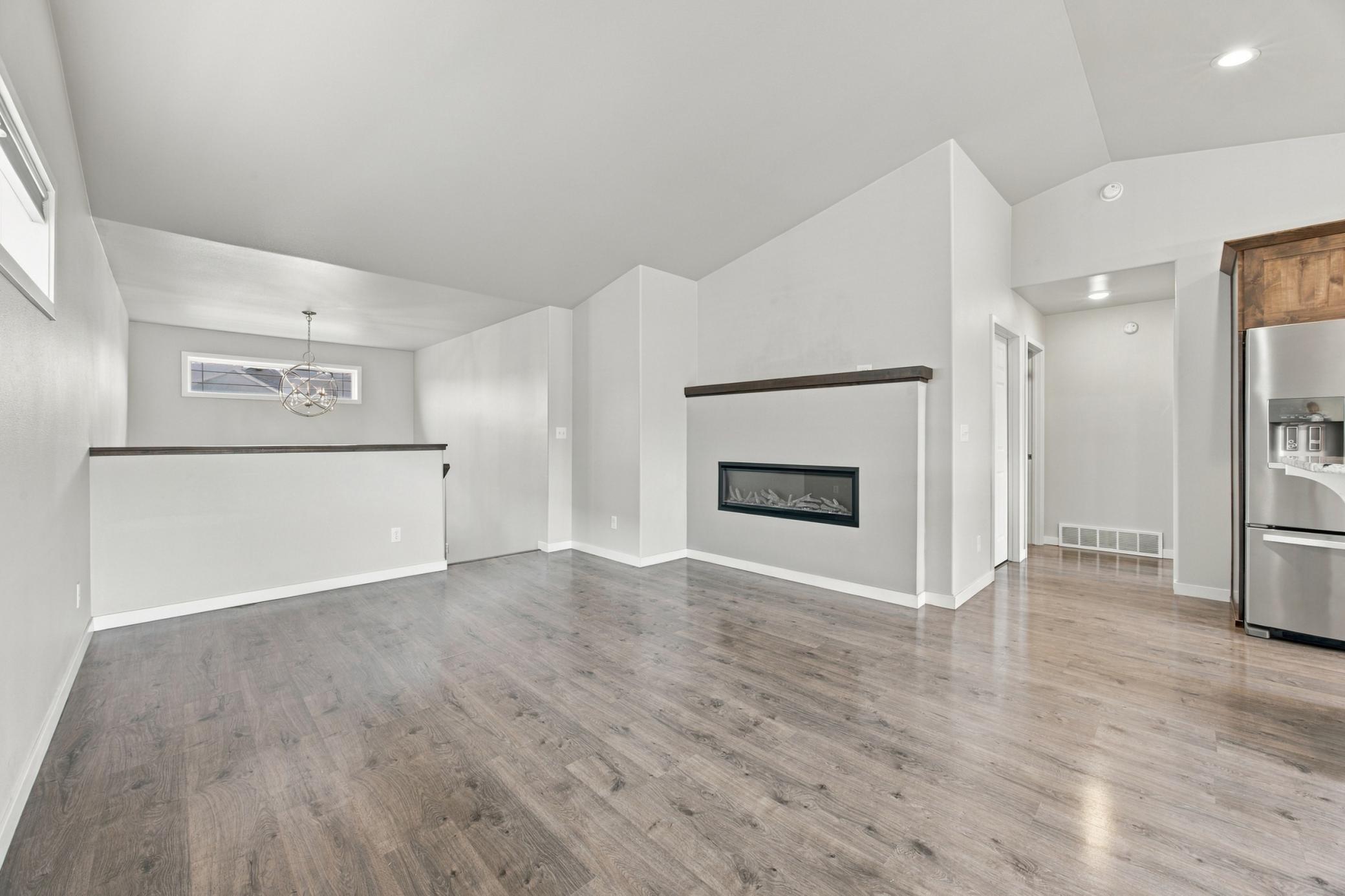 2018 single family home for sale at 4541 13th Street S in Moorhead, MN — 3 bed, 2 bath (photo 9 of 32)