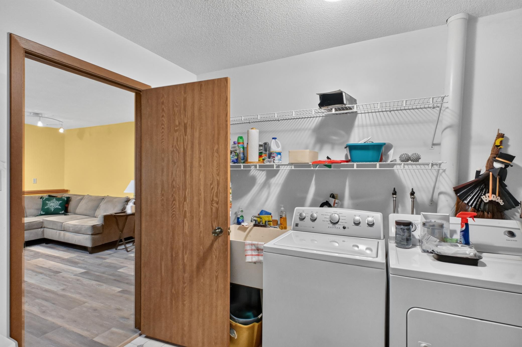 1982 townhouse for sale at 1024 Bridgeport Lane NW in Alexandria, MN — 2 bed, 2 bath (photo 29 of 42)